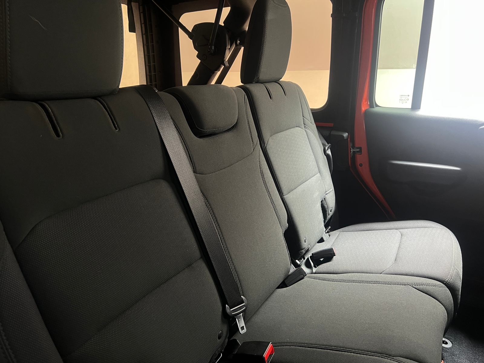Thumbnail: 2018 Jeep Wrangler - 6