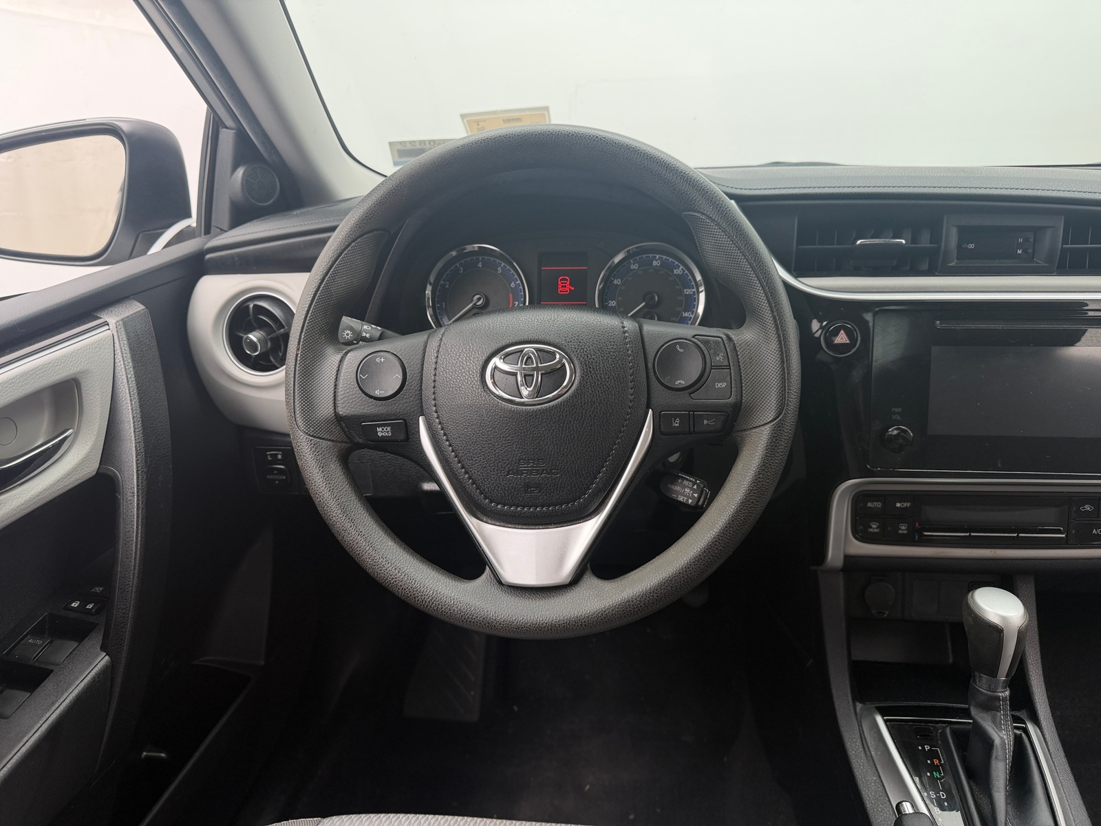 Thumbnail: 2018 Toyota Corolla - 5