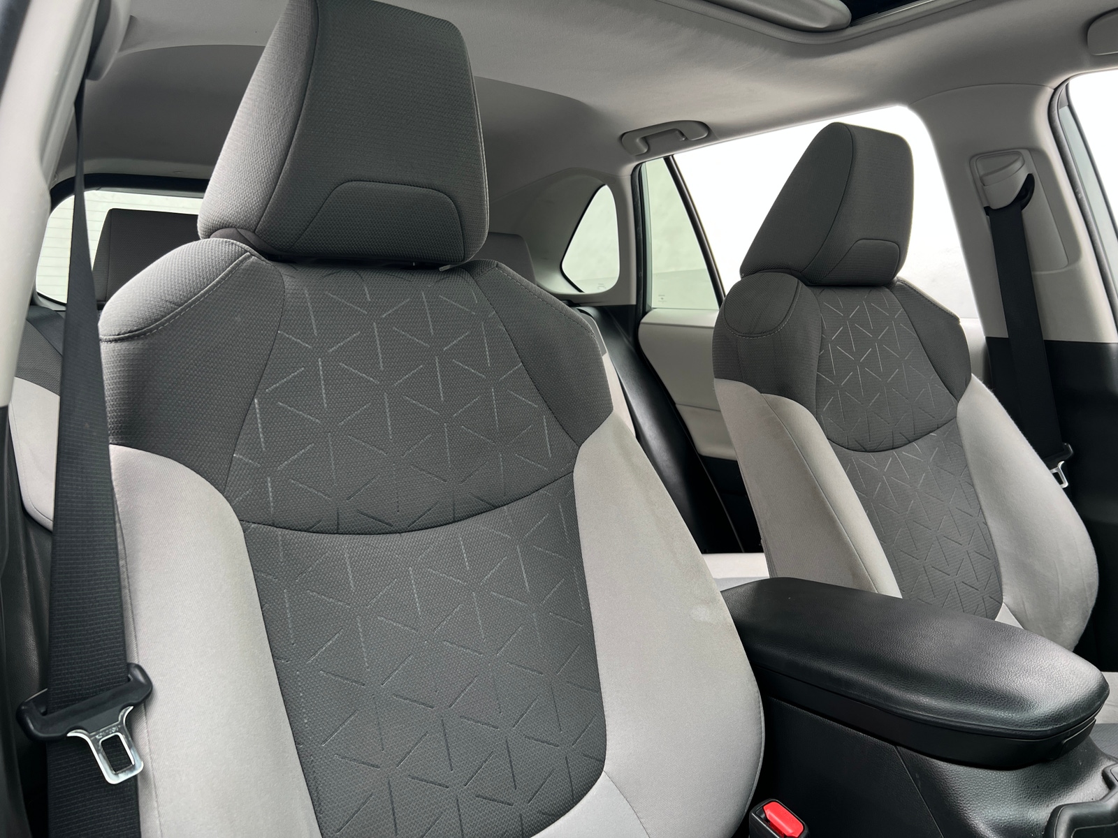 Thumbnail: 2021 Toyota RAV4 - 2