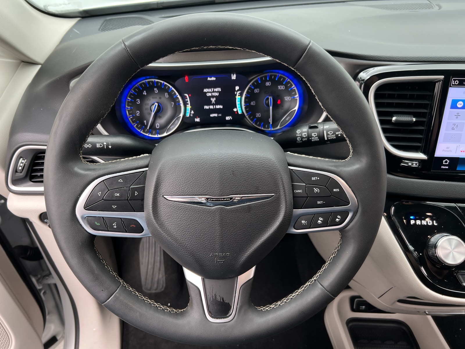 Thumbnail: 2024 Chrysler Pacifica - 4