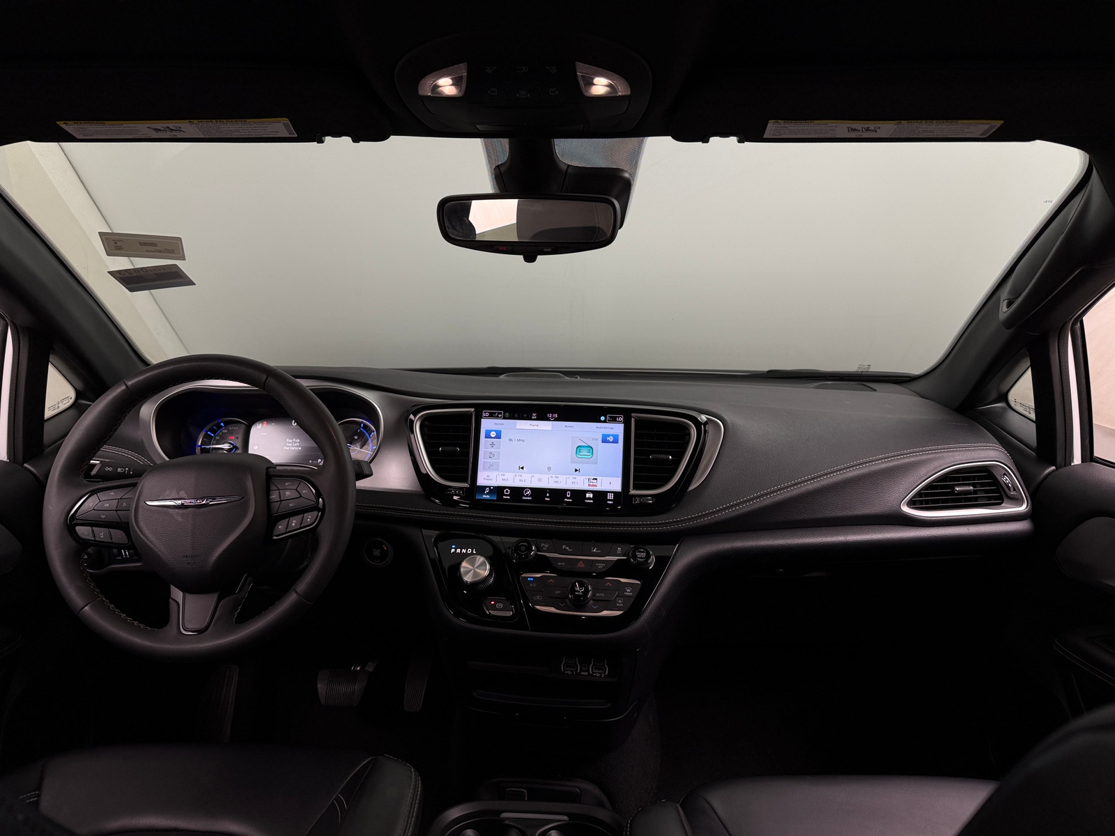 Thumbnail: 2024 Chrysler Pacifica - 2