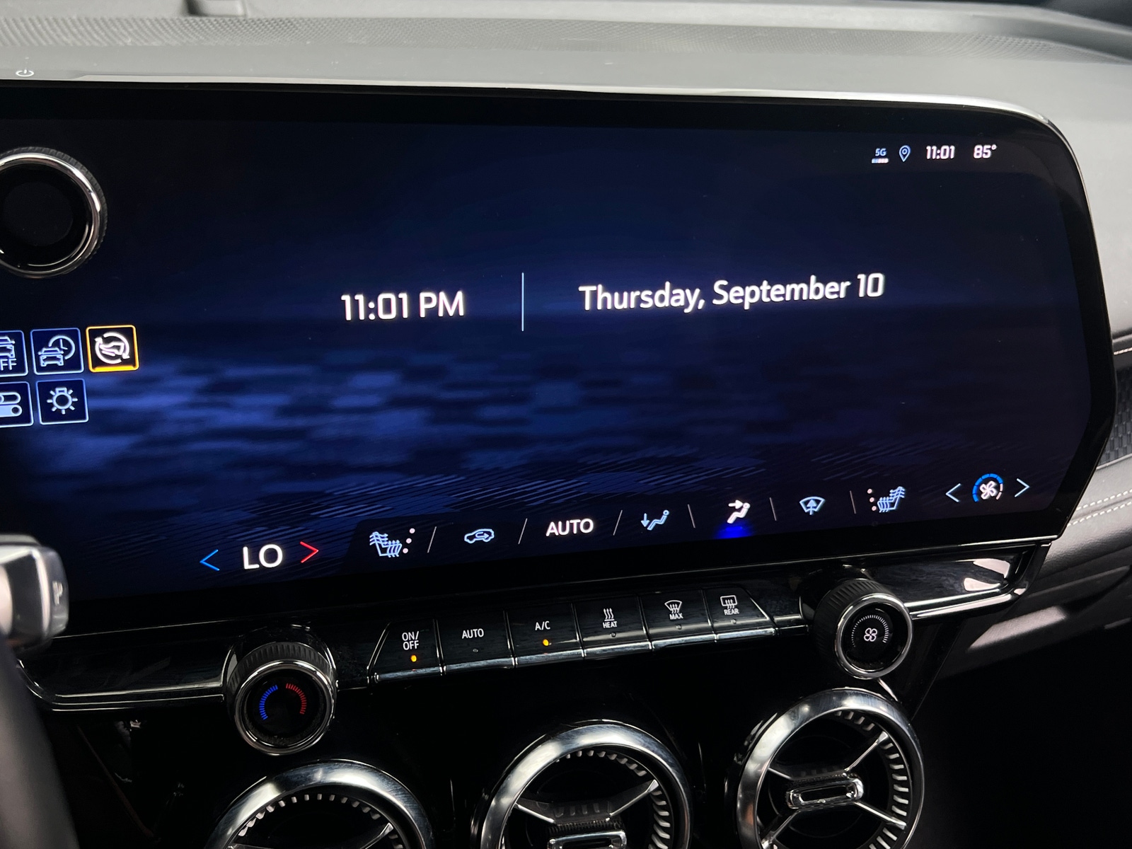 Thumbnail: 2024 Chevrolet Blazer EV - 3