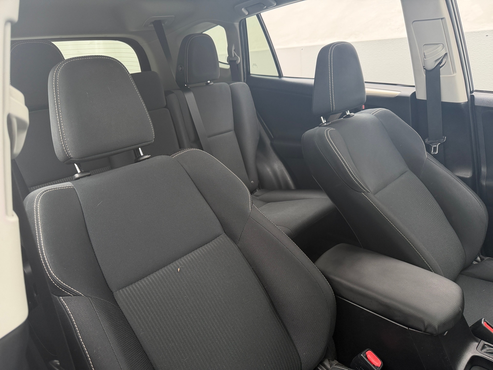 Thumbnail: 2013 Toyota RAV4 - 2