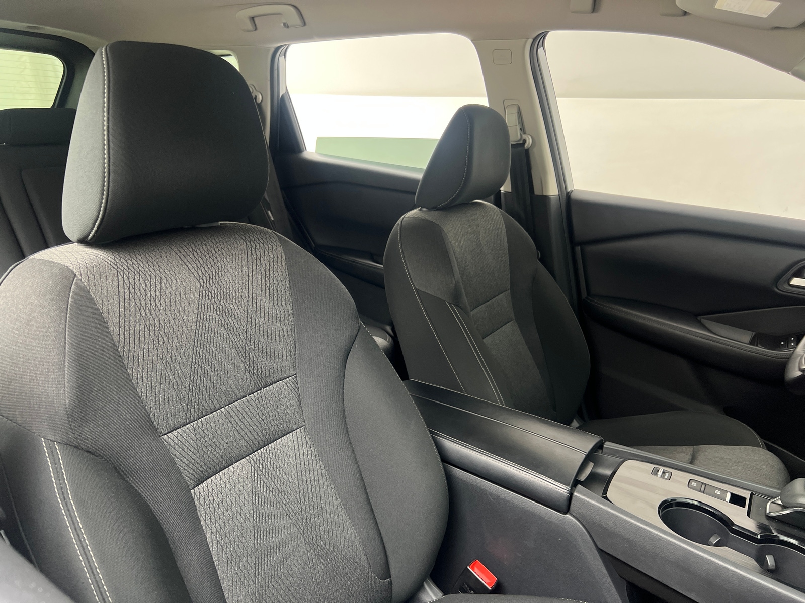 Thumbnail: 2025 Nissan Rogue - 2