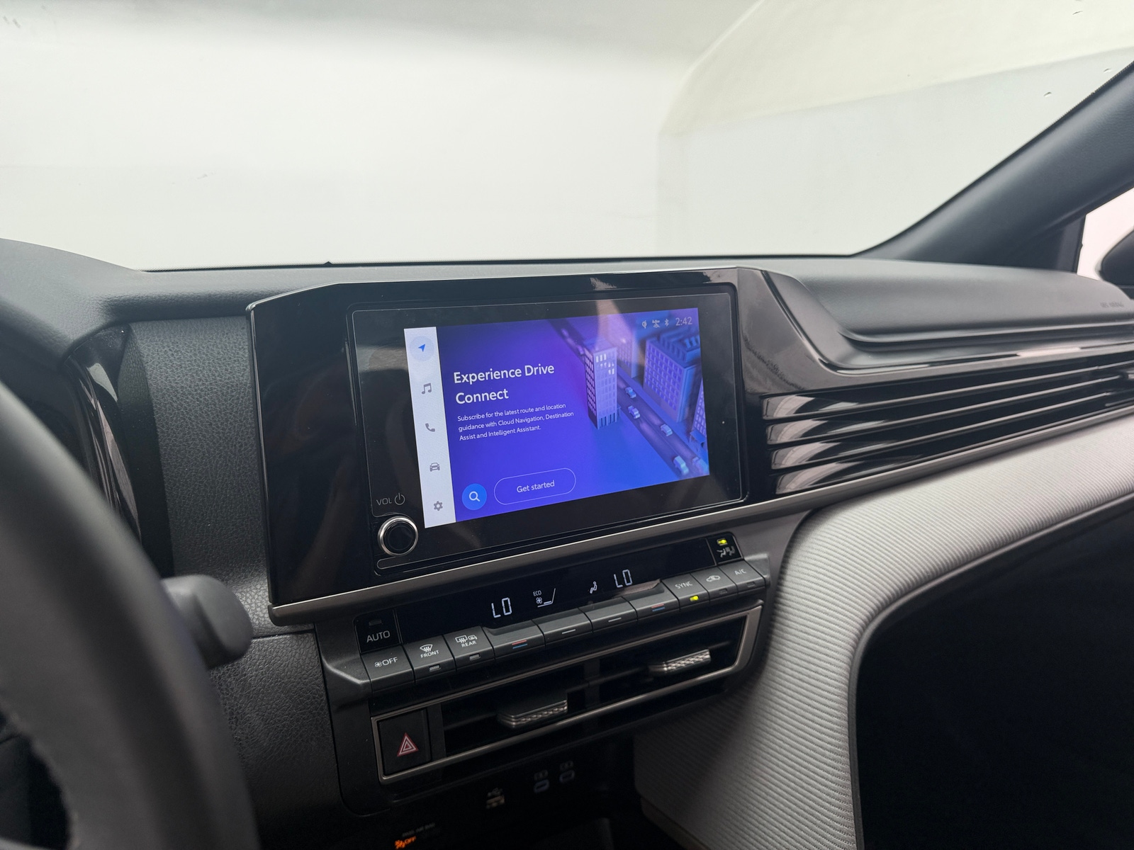 Thumbnail: 2025 Toyota Camry - 4