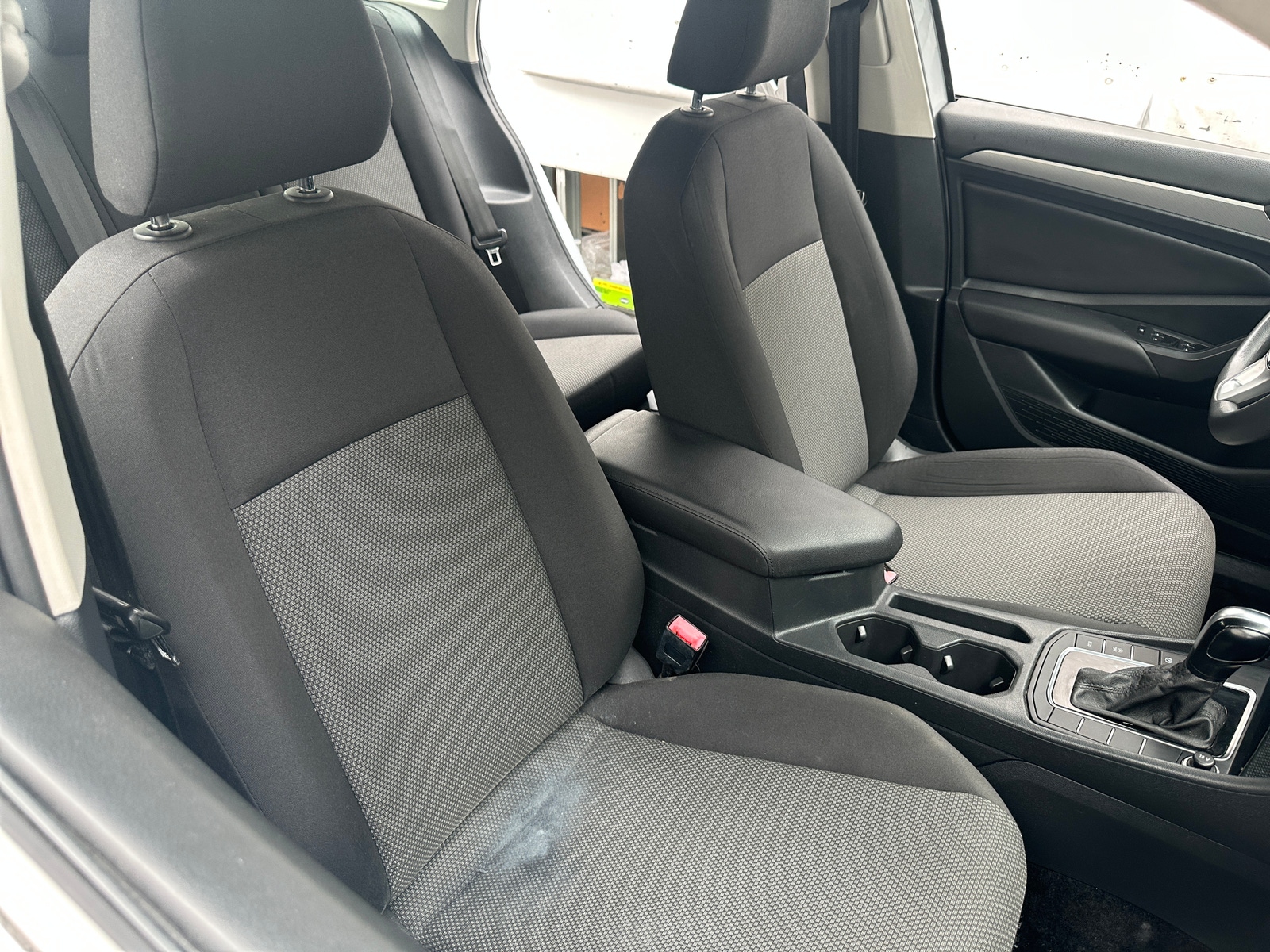 Thumbnail: 2019 Volkswagen Jetta - 2