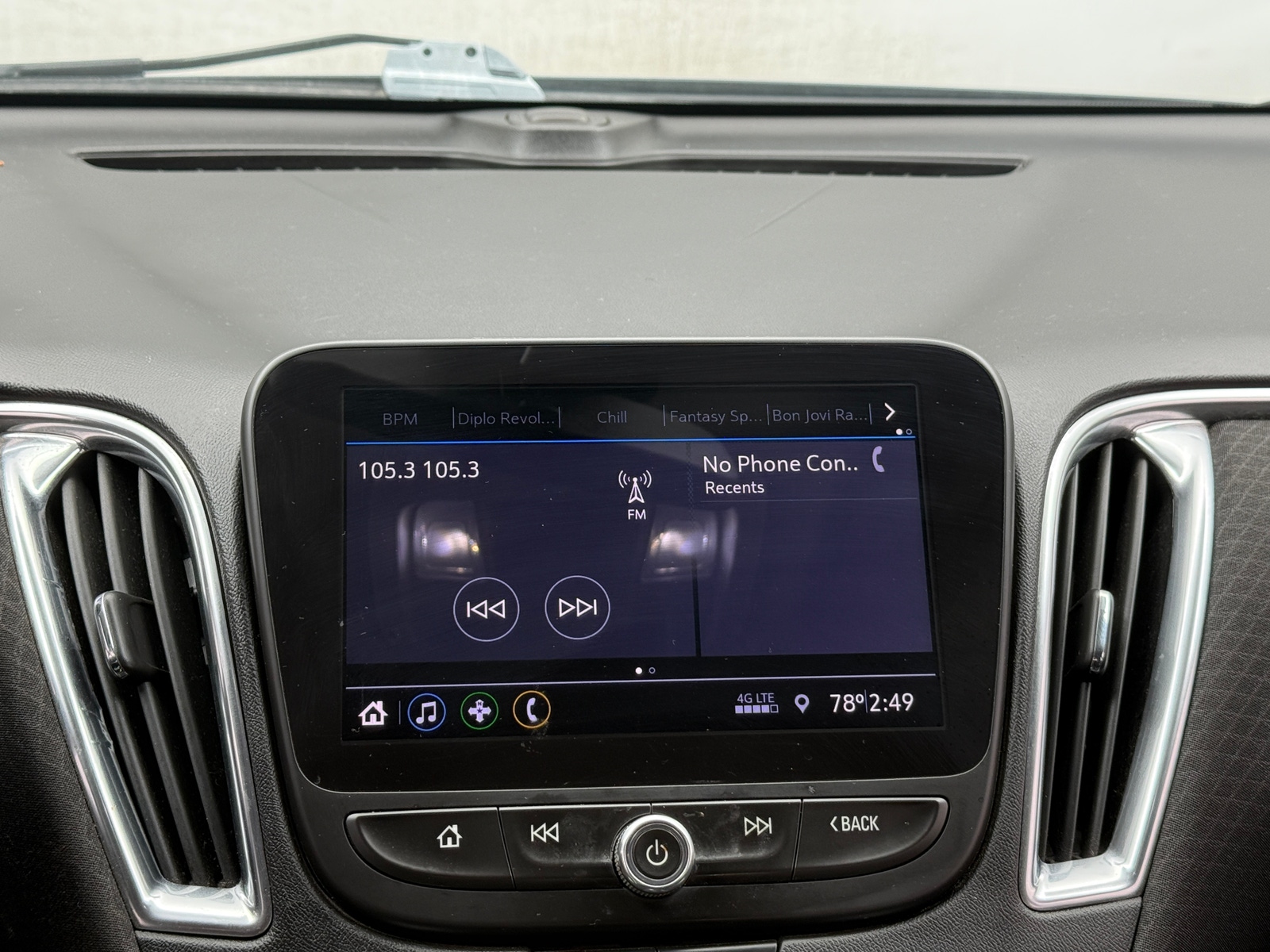 Thumbnail: 2020 Chevrolet Malibu - 4