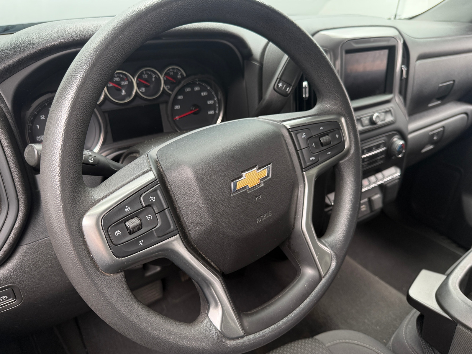 Thumbnail: 2022 Chevrolet Silverado 1500 - 5