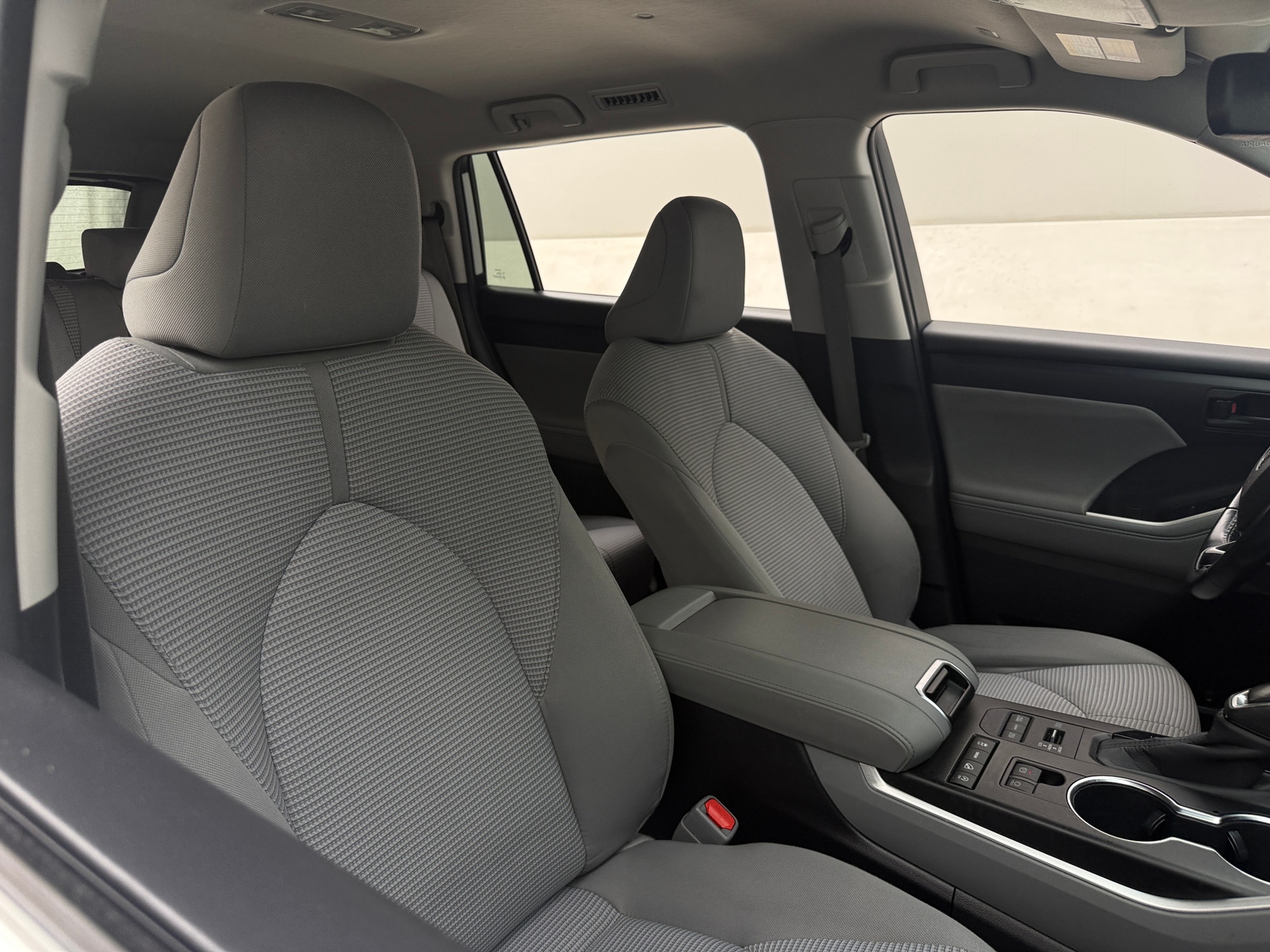 Thumbnail: 2020 Toyota Highlander - 2