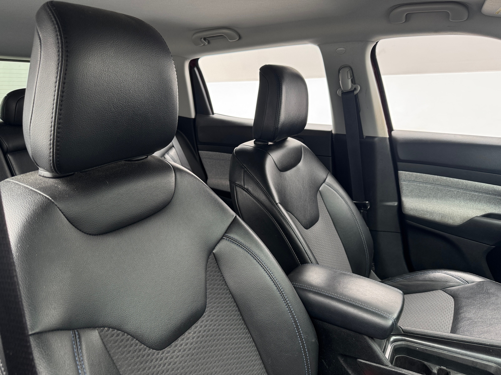 Thumbnail: 2022 Jeep Compass - 2