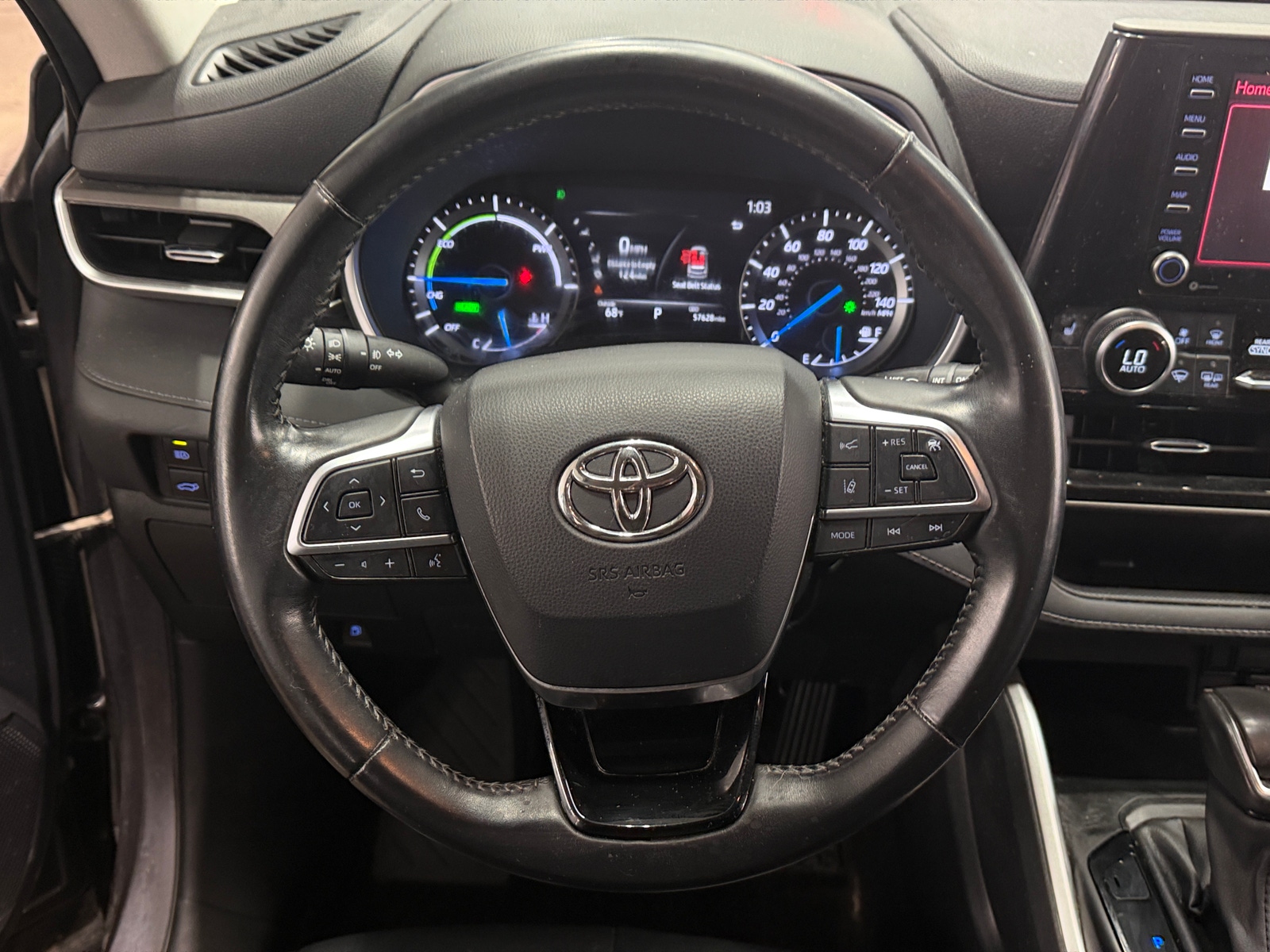 Thumbnail: 2021 Toyota Highlander - 4