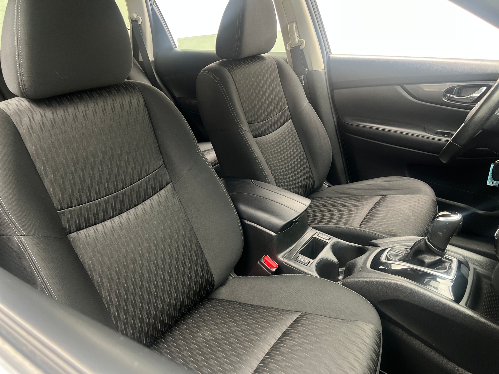 Thumbnail: 2018 Nissan Rogue - 2