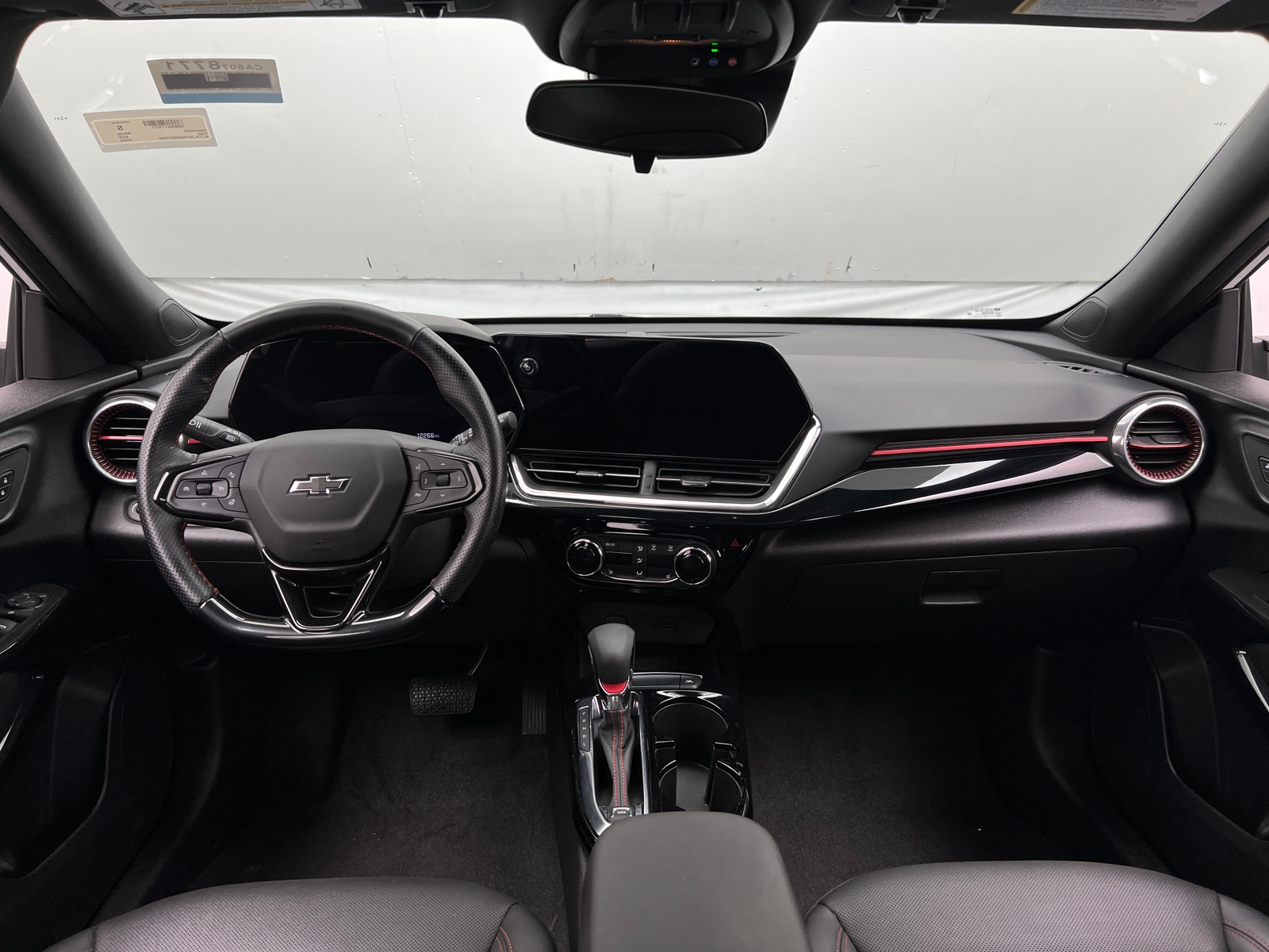 Thumbnail: 2025 Chevrolet Trax - 2