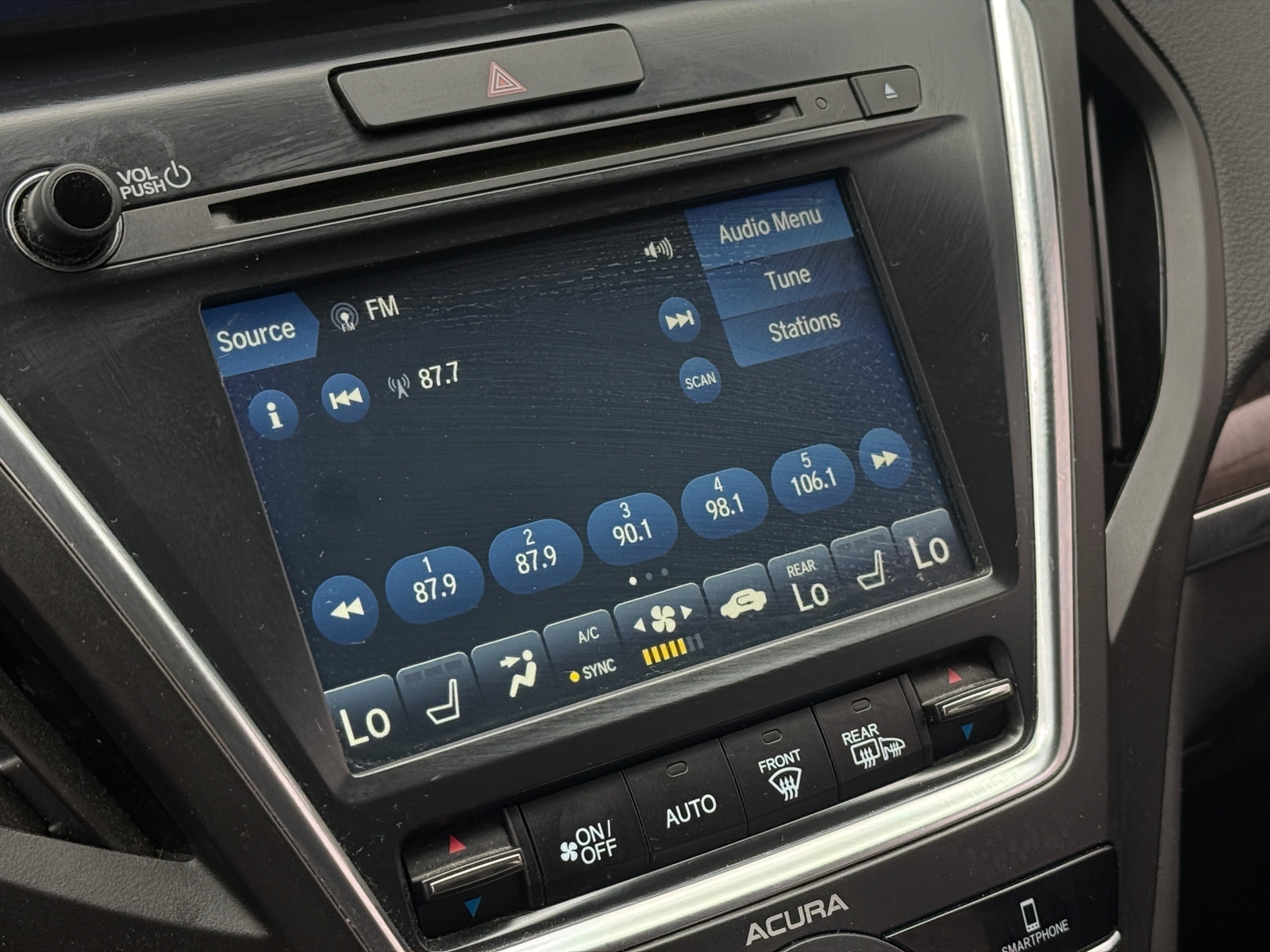 Thumbnail: 2020 Acura MDX - 4