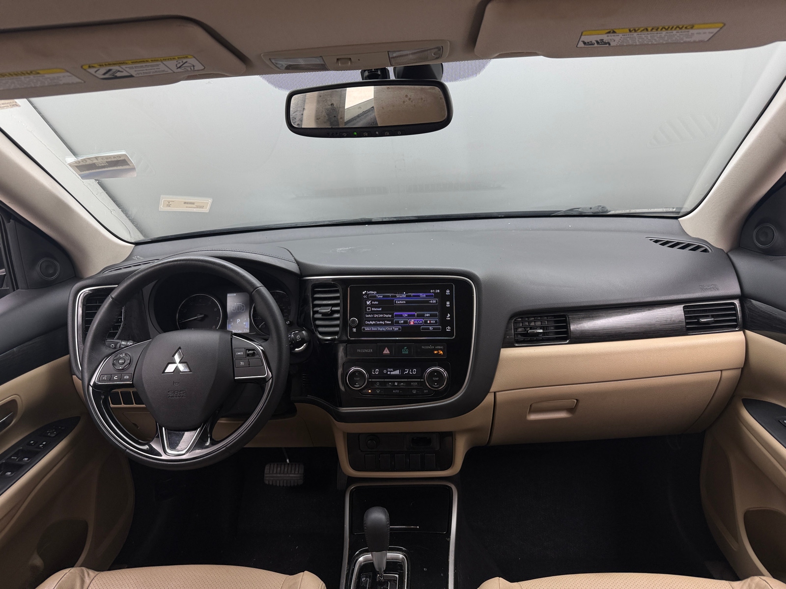 Thumbnail: 2017 Mitsubishi Outlander - 3