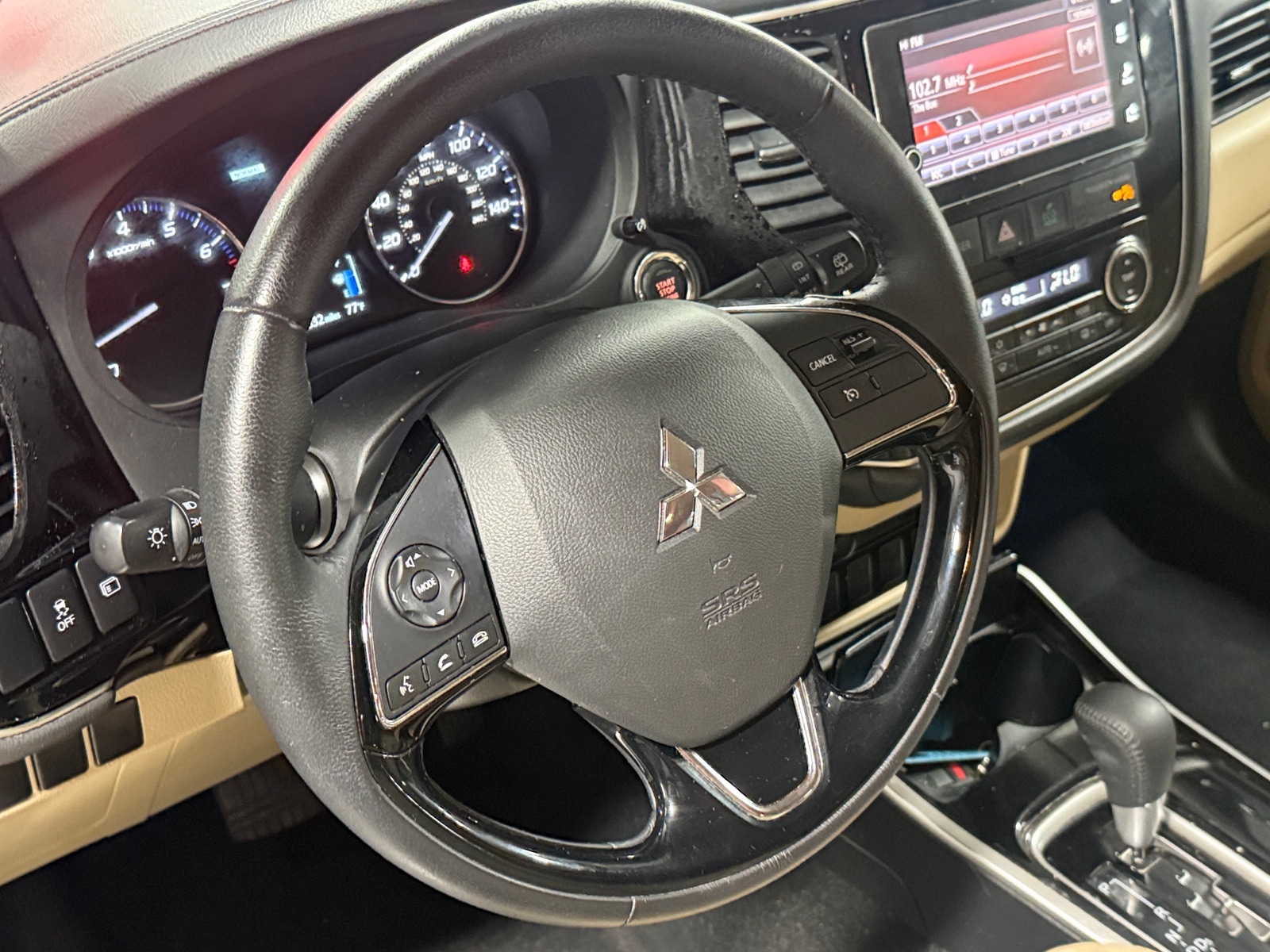 Thumbnail: 2017 Mitsubishi Outlander - 5