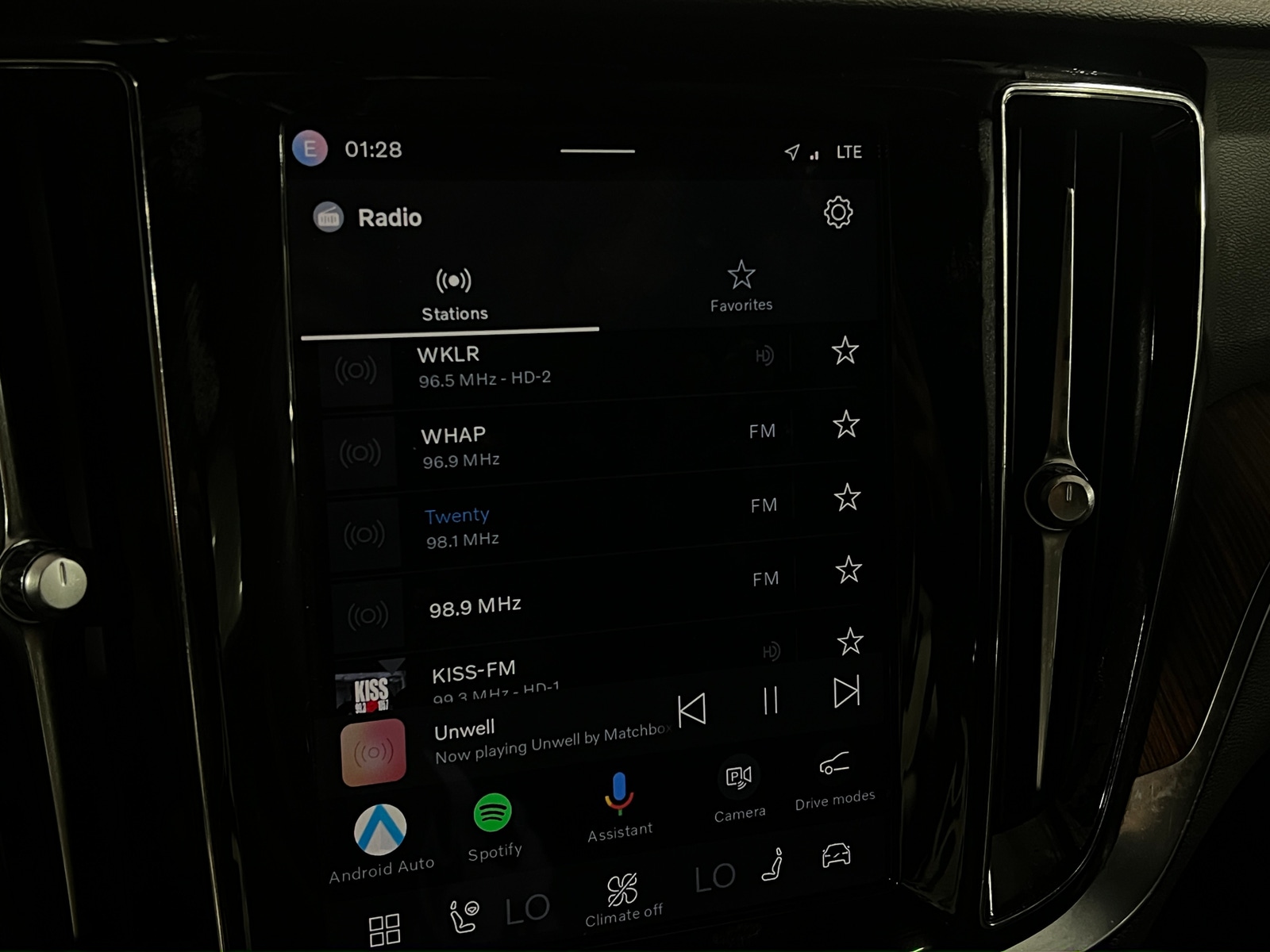 Thumbnail: 2023 Volvo V60 - 4