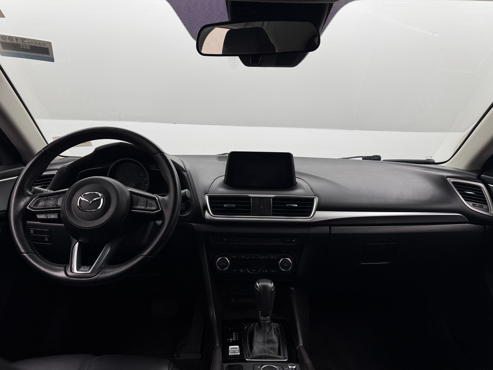 Thumbnail: 2017 Mazda Mazda3 - 2