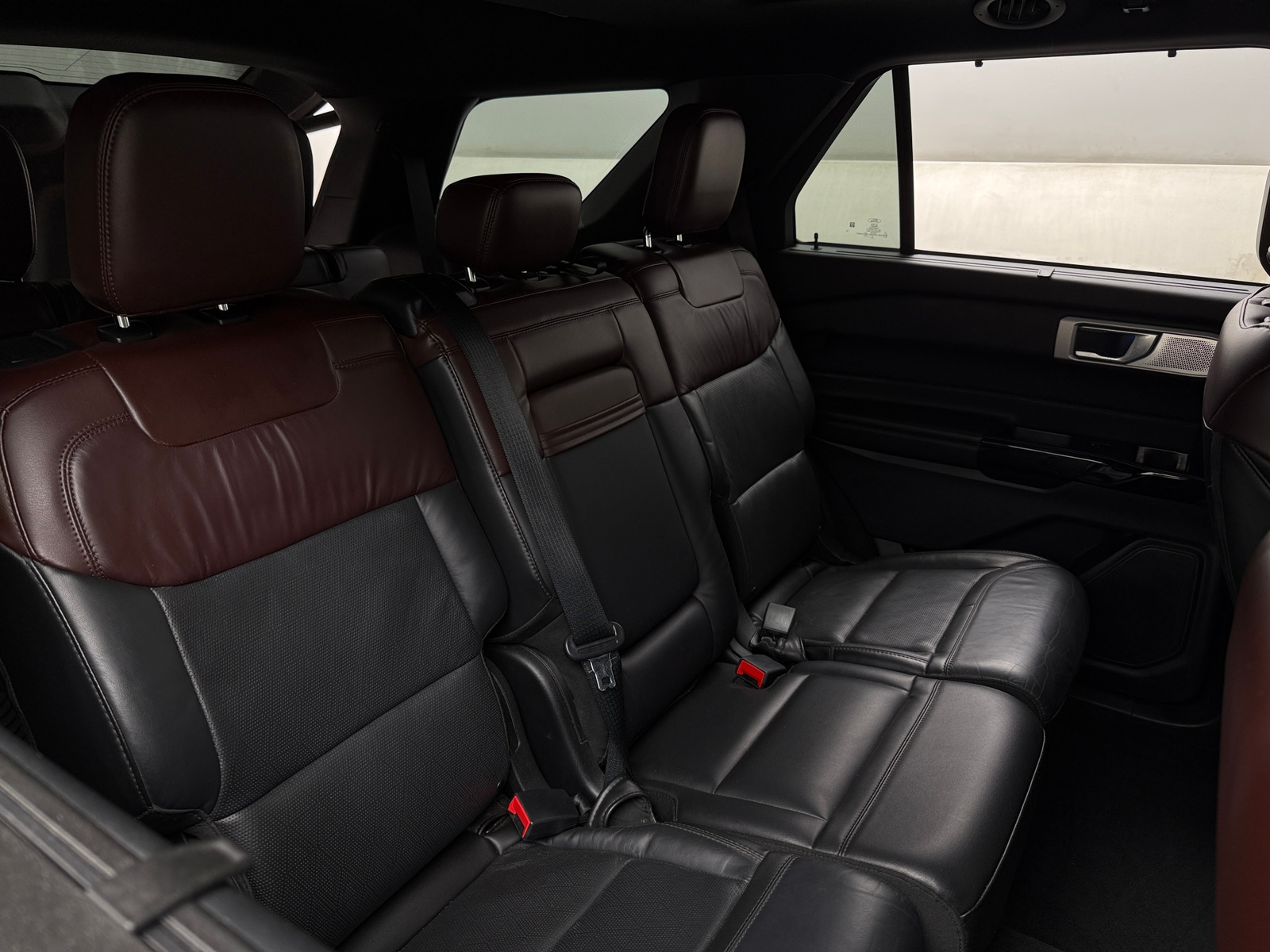 Thumbnail: 2022 Ford Explorer - 5