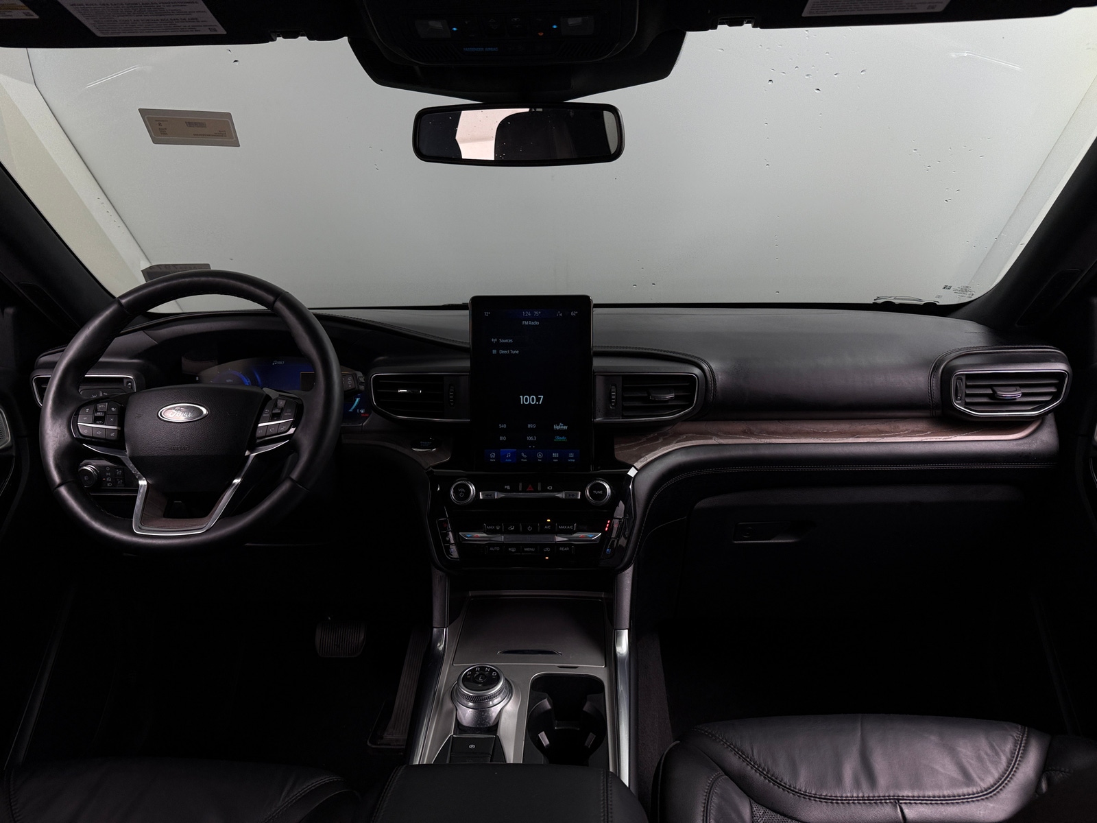 Thumbnail: 2022 Ford Explorer - 2
