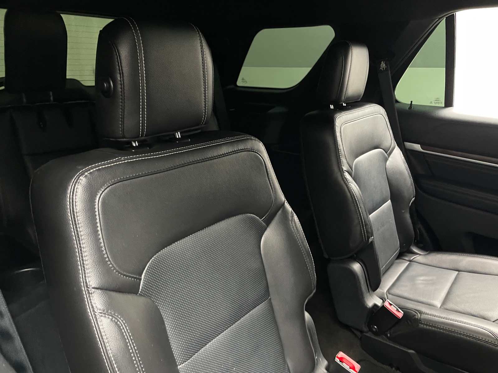 Thumbnail: 2018 Ford Explorer - 5
