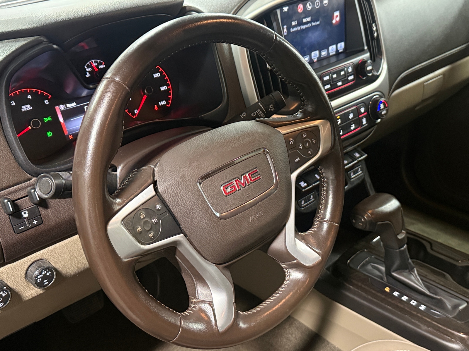 Thumbnail: 2016 GMC Canyon - 4