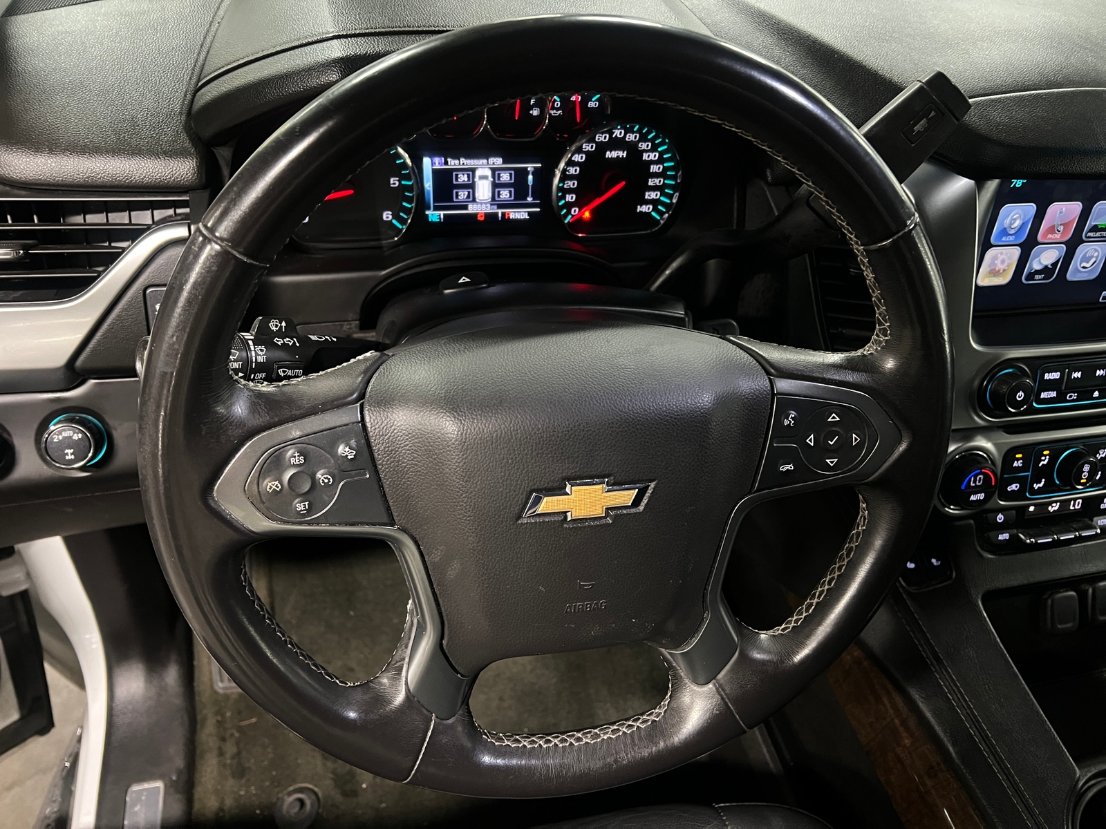 Thumbnail: 2017 Chevrolet Suburban - 4