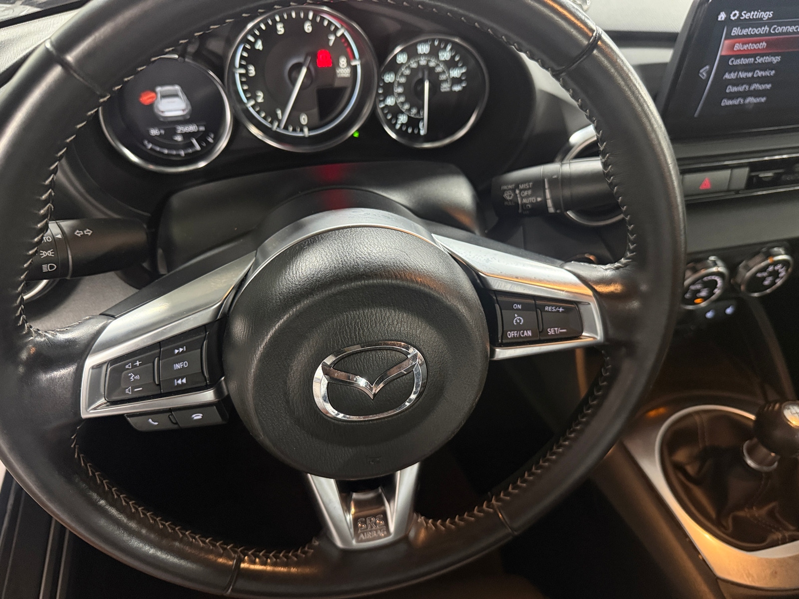 Thumbnail: 2021 Mazda MX-5 Miata - 4