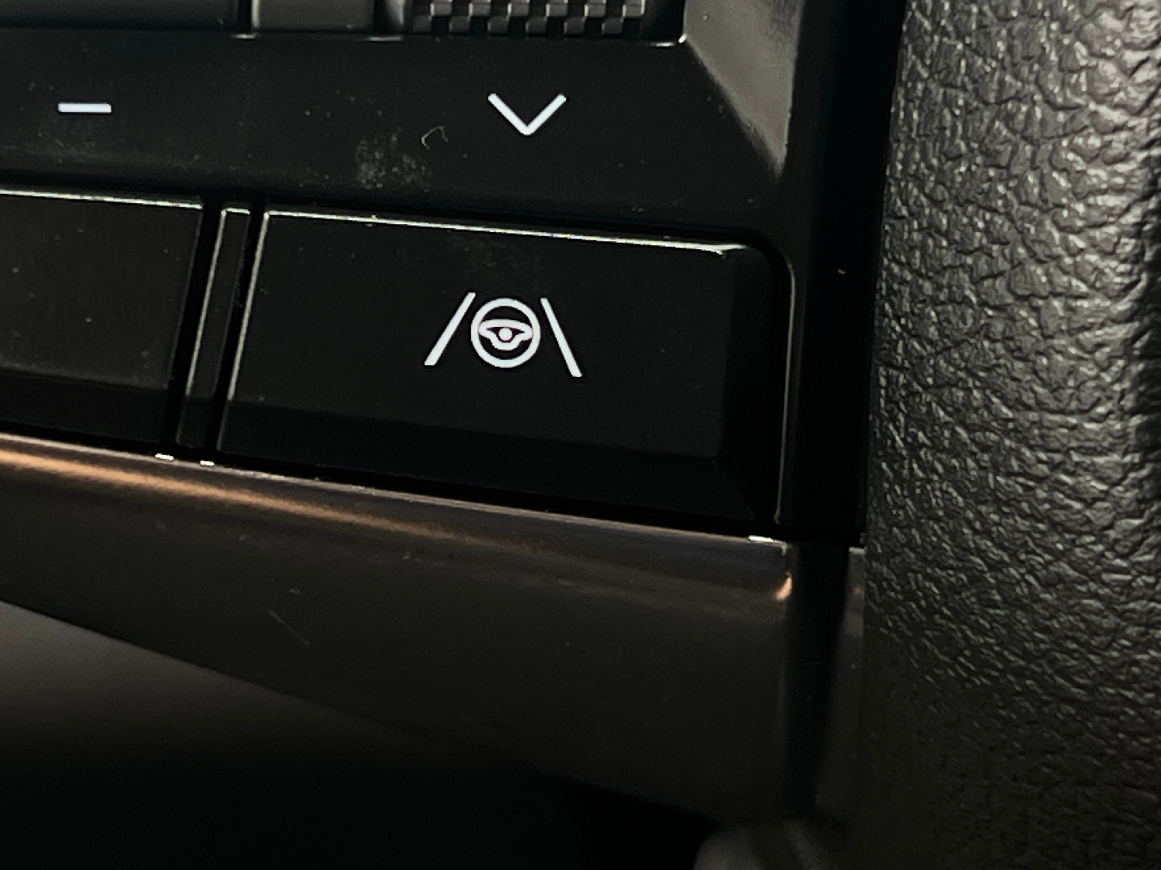 2026 GENESIS G70 Standard - Photo 11