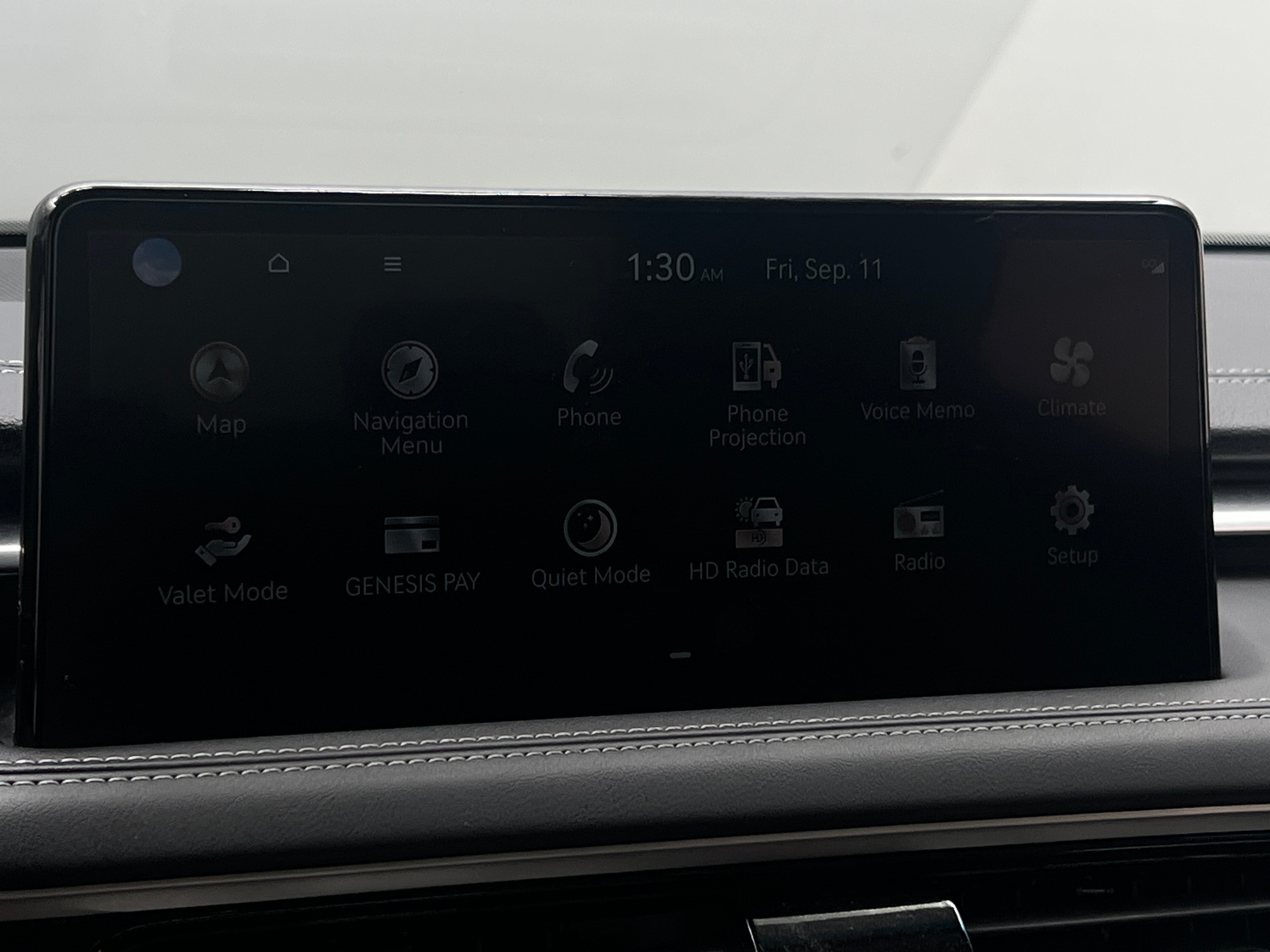 2026 GENESIS G70 Standard - Photo 15