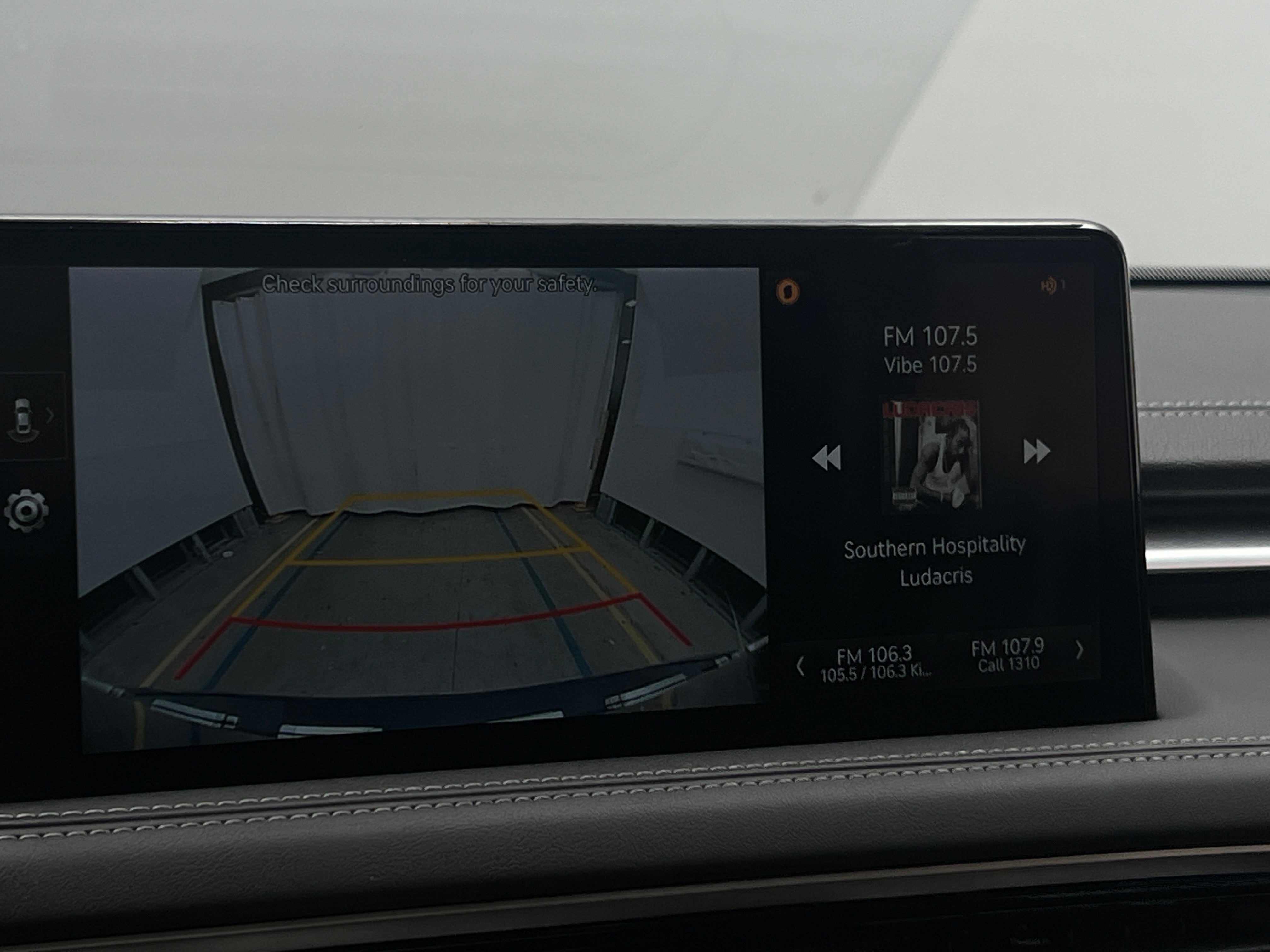 2026 GENESIS G70 Standard - Photo 17