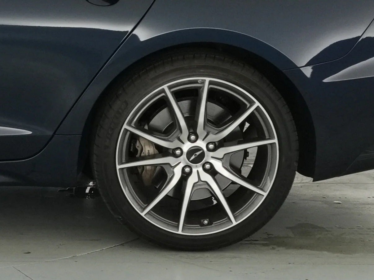 2026 GENESIS G70 Standard - Photo 13
