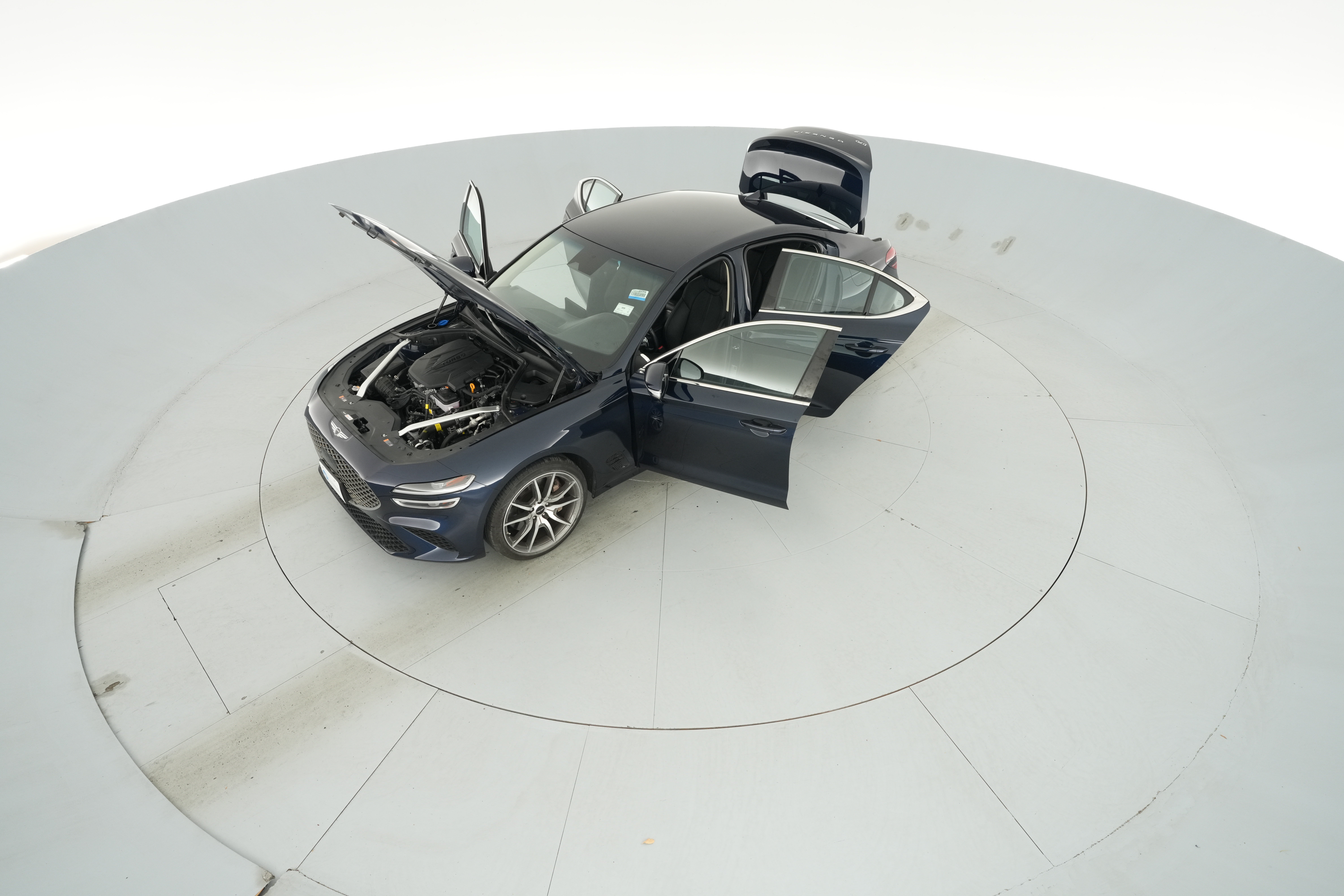 2026 GENESIS G70 Standard - Photo 41