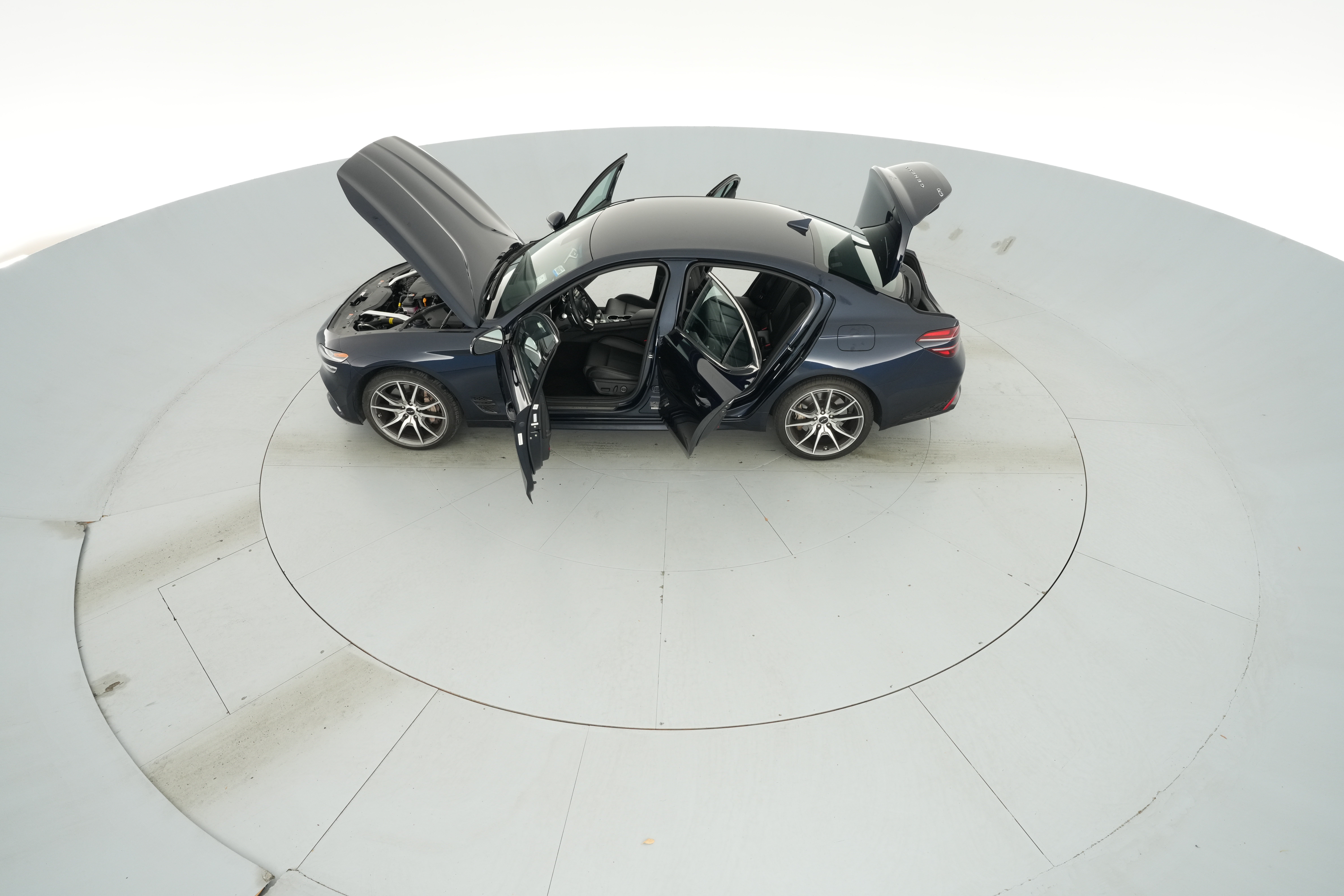 2026 GENESIS G70 Standard - Photo 43