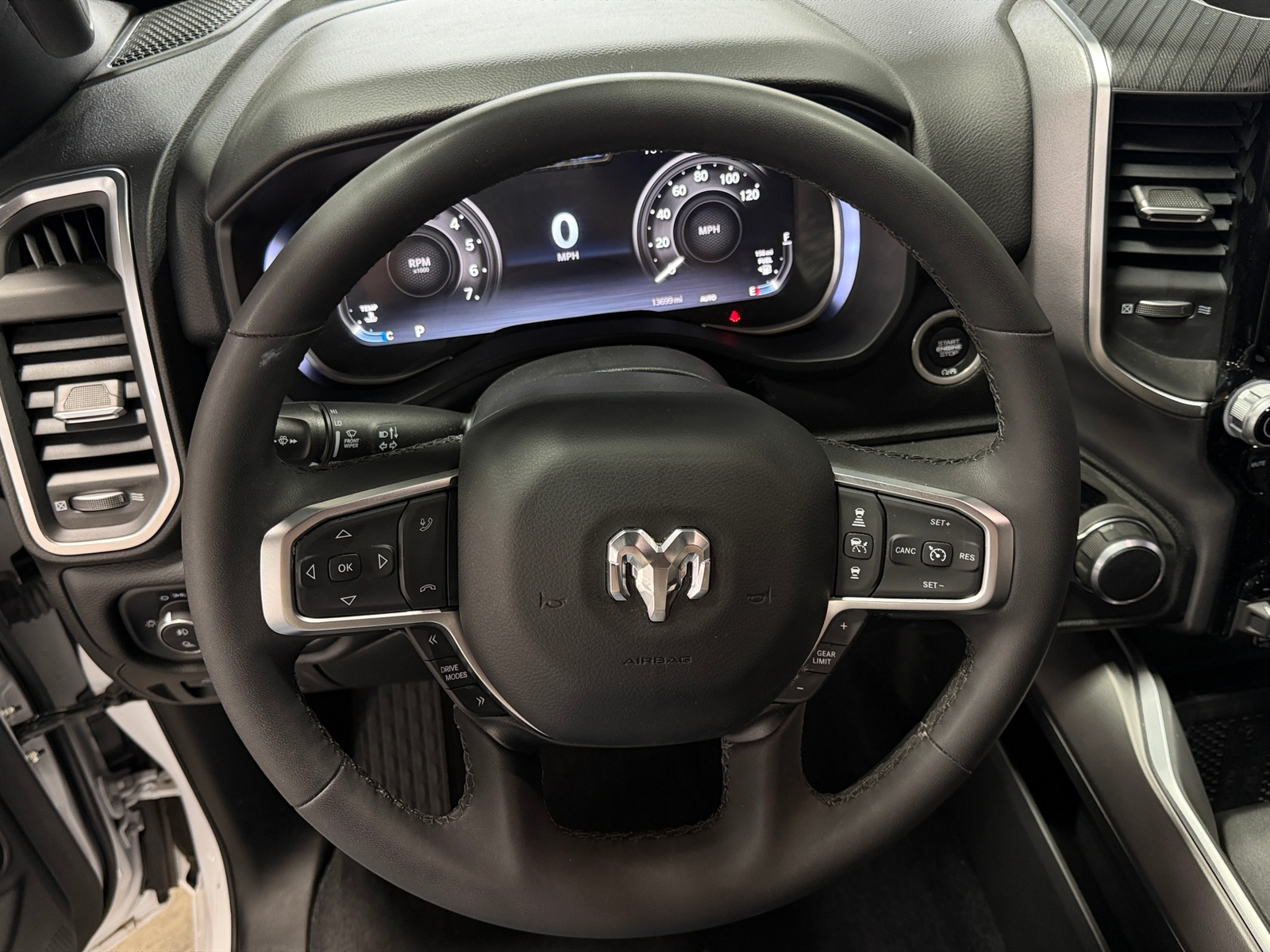 Thumbnail: 2025 RAM 1500 - 5