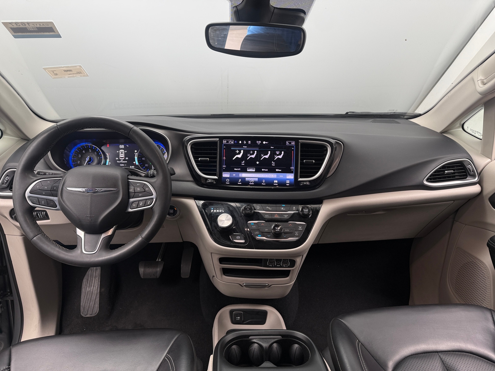 Thumbnail: 2023 Chrysler Pacifica - 2