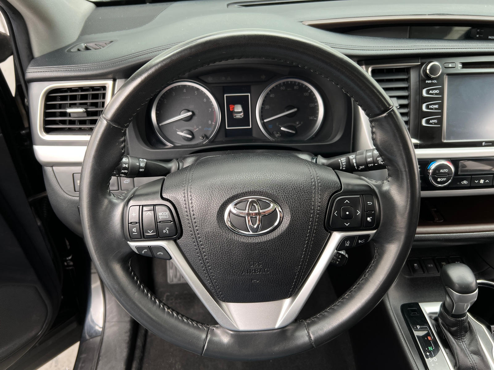 Thumbnail: 2019 Toyota Highlander - 4