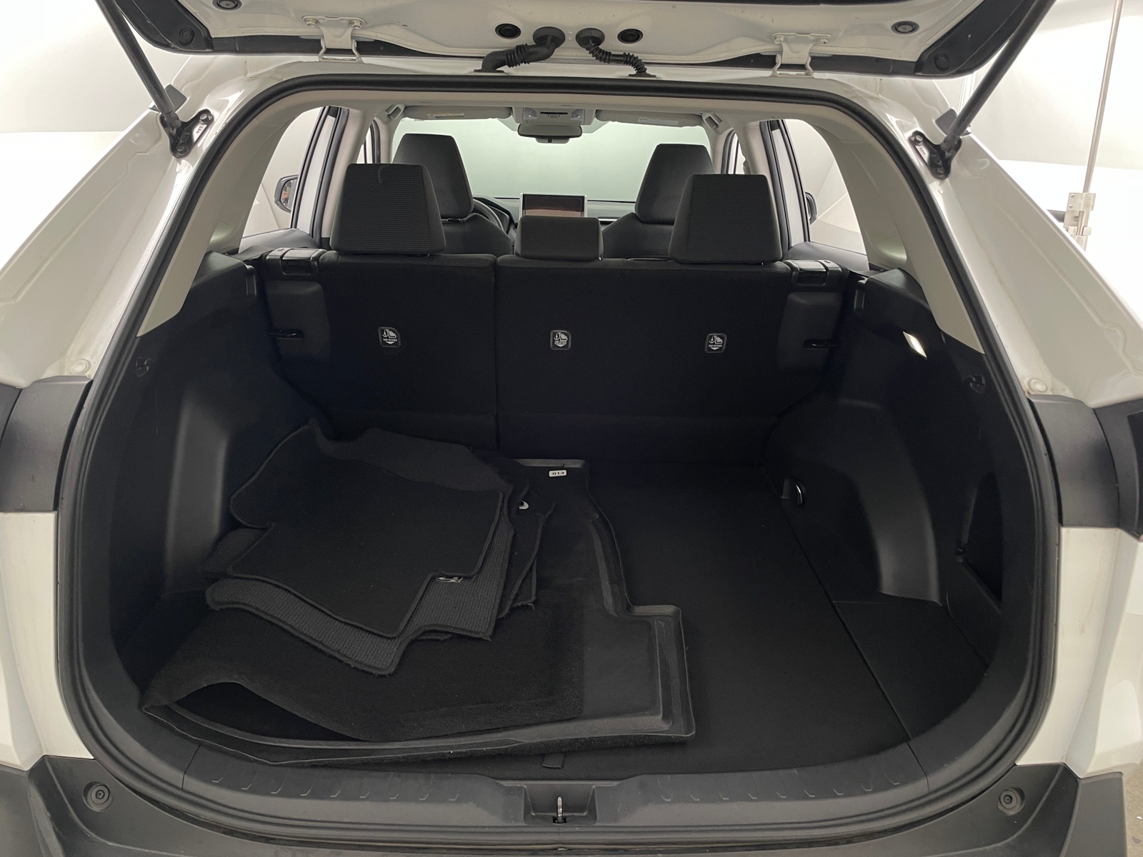 Thumbnail: 2024 Toyota RAV4 - 7