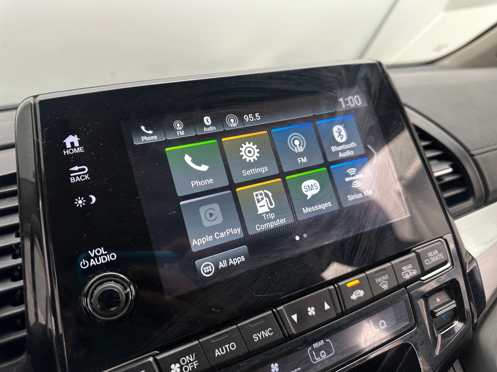 Thumbnail: 2018 Honda Odyssey - 3
