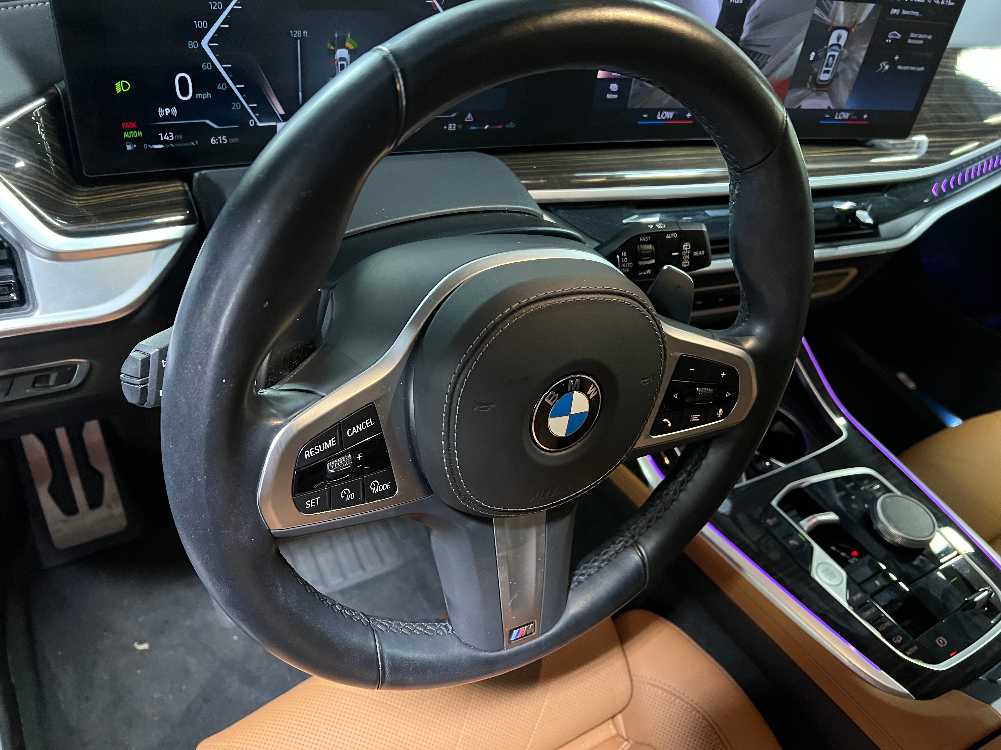 2023 BMW X7 40i