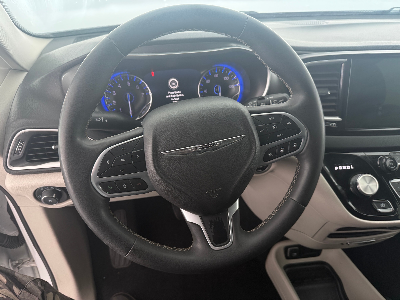 Thumbnail: 2024 Chrysler Pacifica - 4