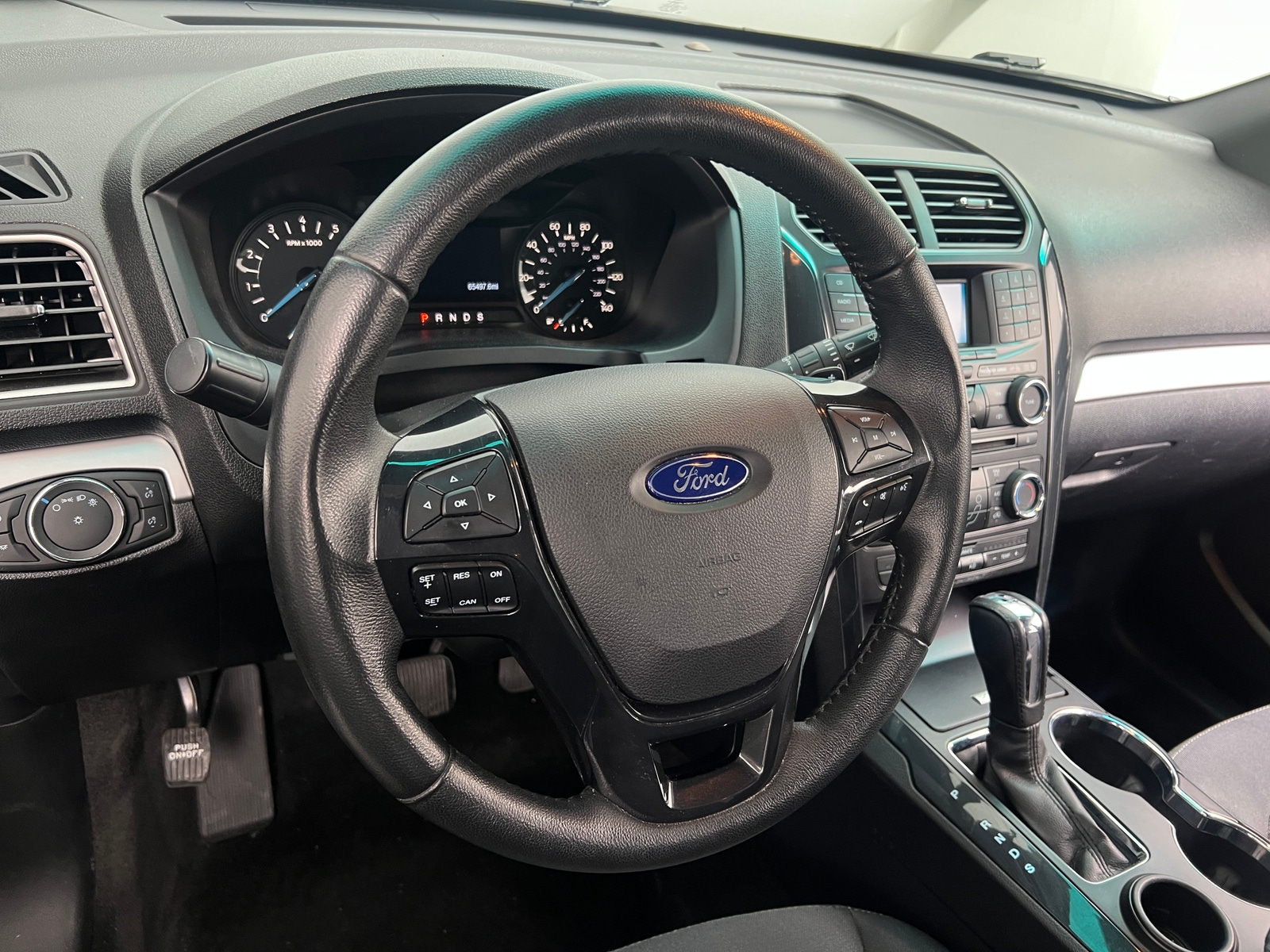 Thumbnail: 2017 Ford Explorer - 5