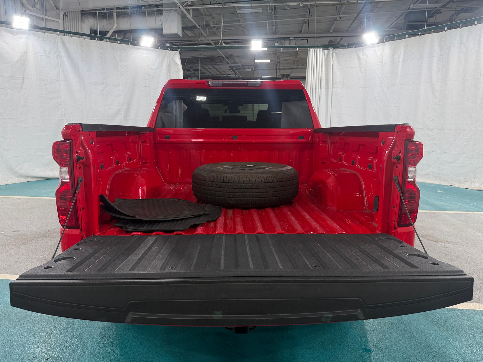 Thumbnail: 2023 Chevrolet Silverado 1500 - 7