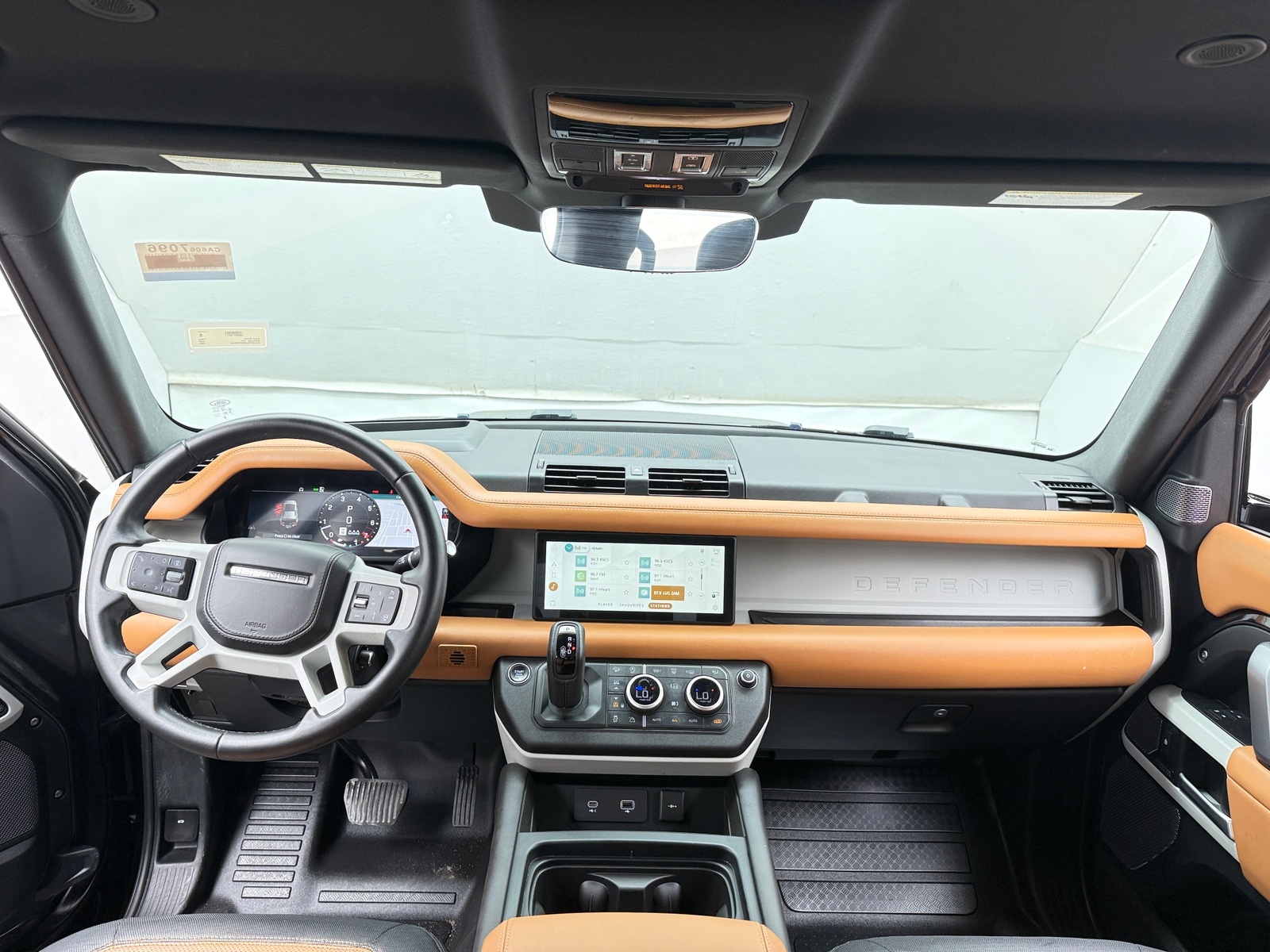 Thumbnail: 2024 Land Rover Defender - 2