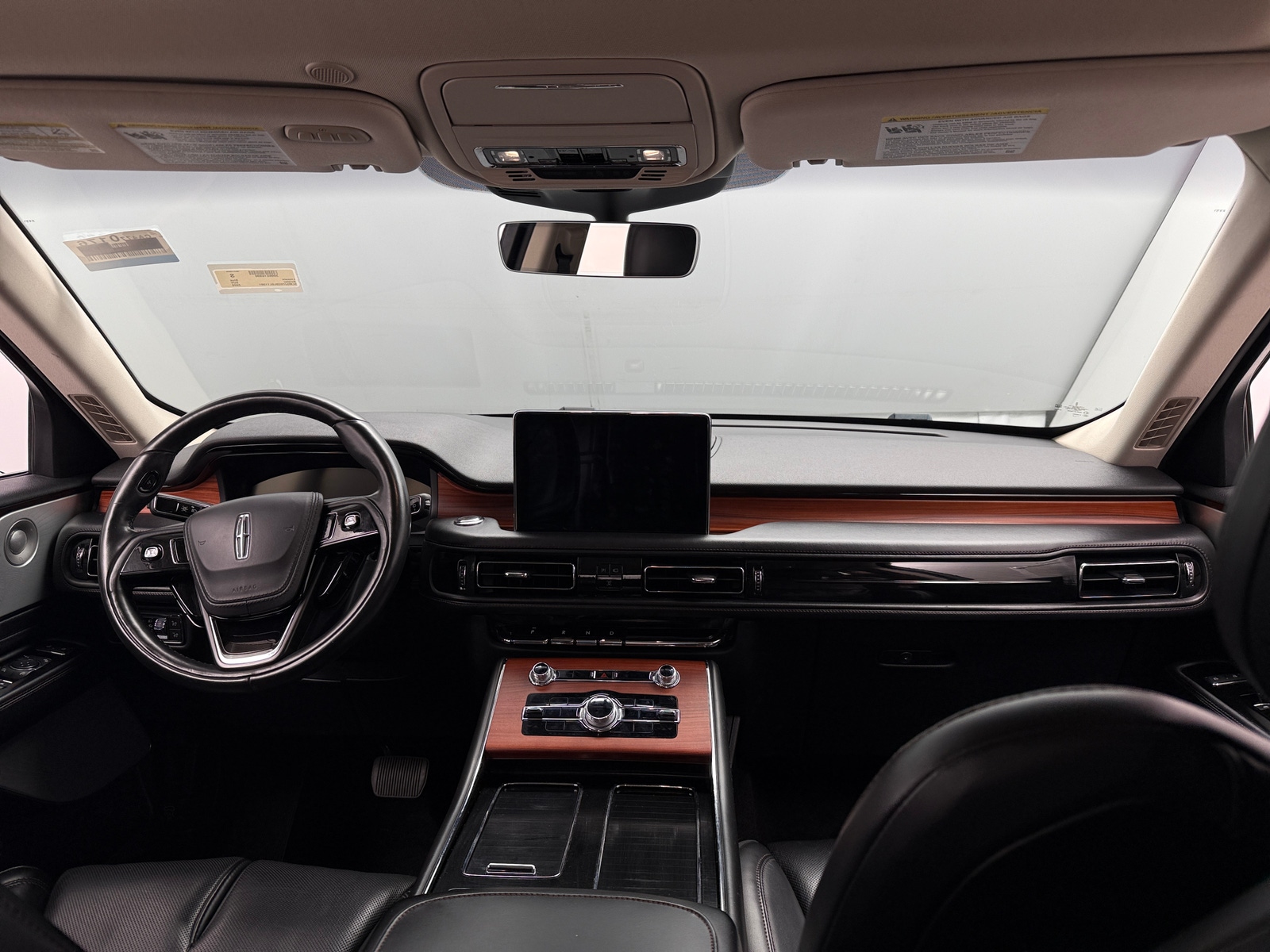 Thumbnail: 2020 Lincoln Aviator - 2