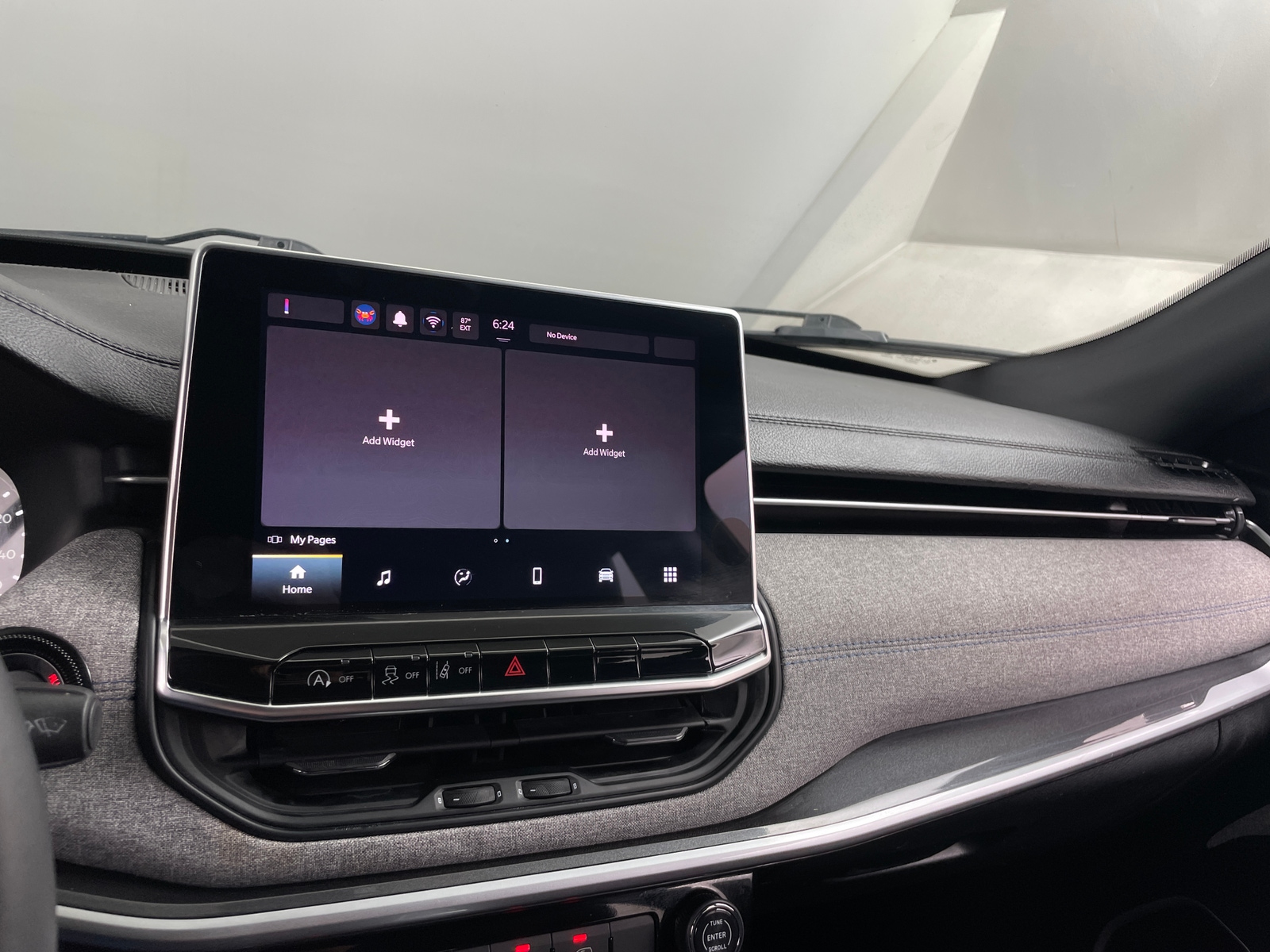 Thumbnail: 2024 Jeep Compass - 4