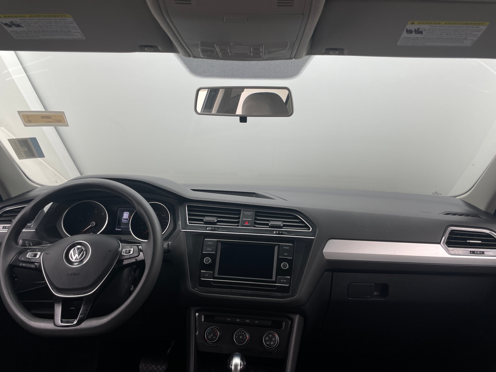 Thumbnail: 2018 Volkswagen Tiguan - 3