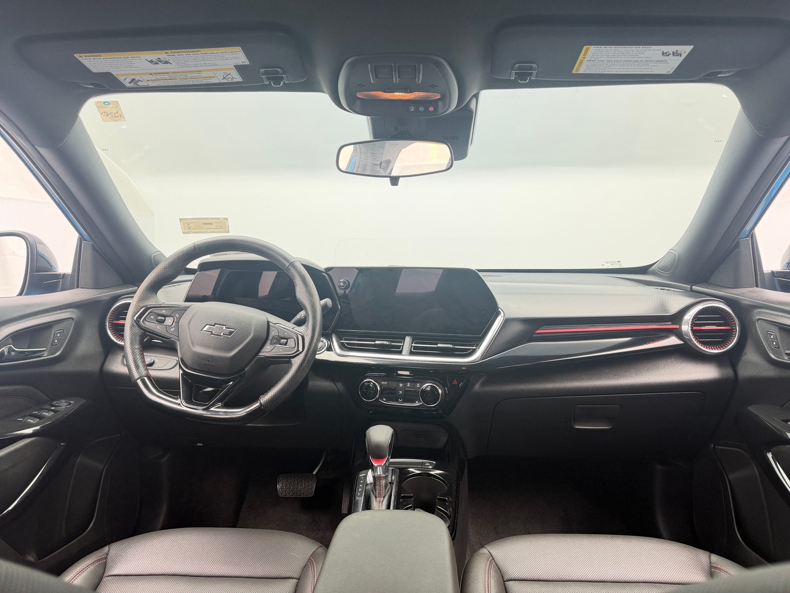 Thumbnail: 2025 Chevrolet Trax - 2