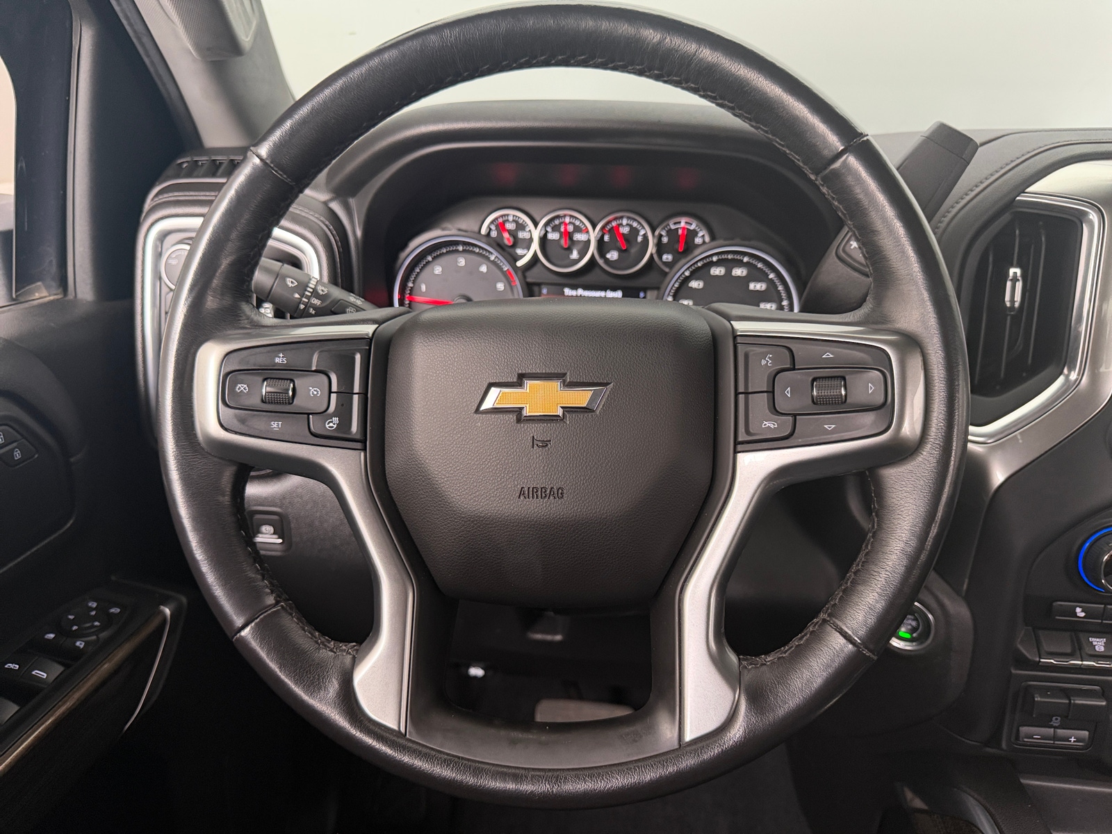 Thumbnail: 2020 Chevrolet Silverado 2500 - 5