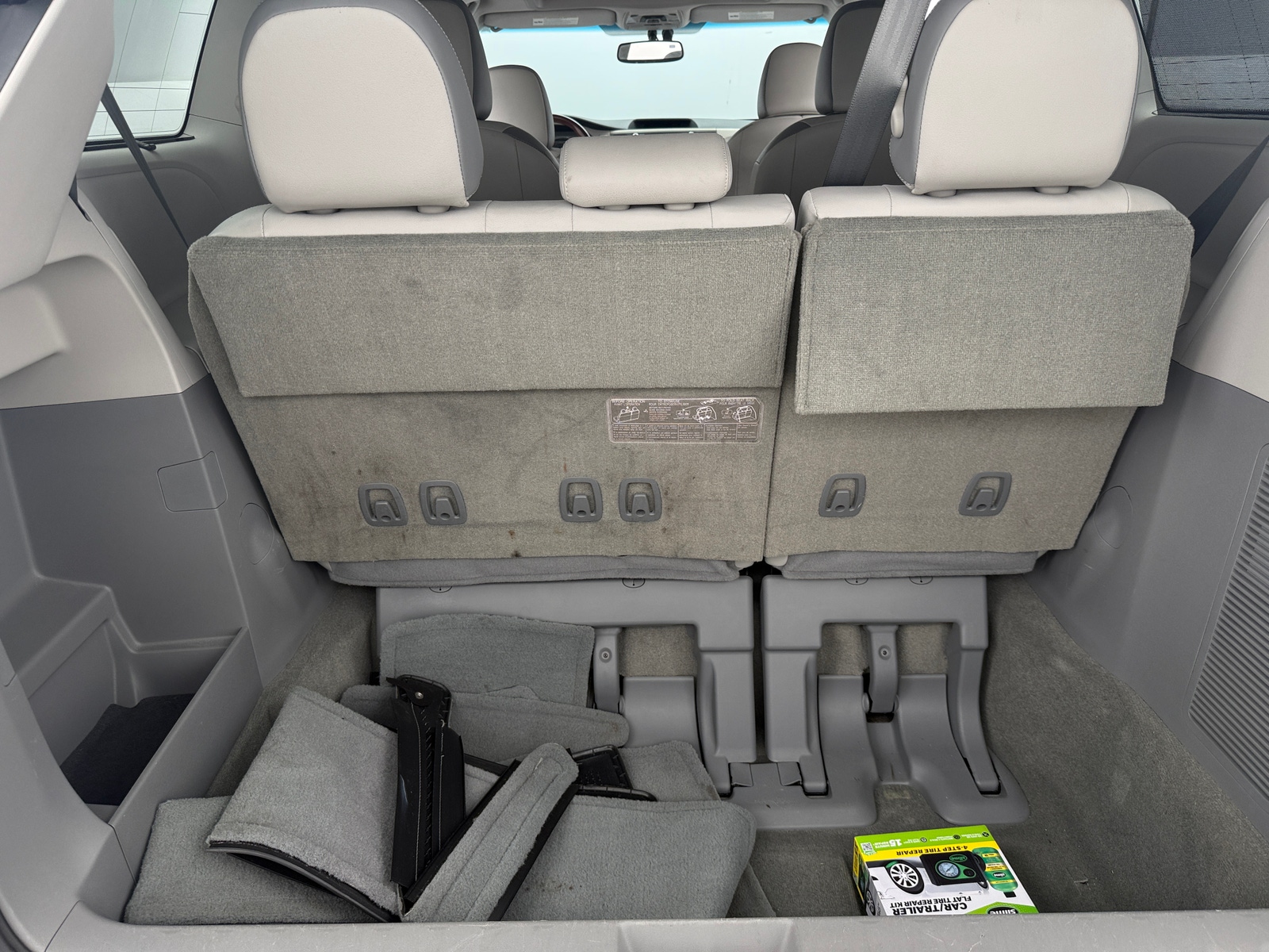 Thumbnail: 2012 Toyota Sienna - 7